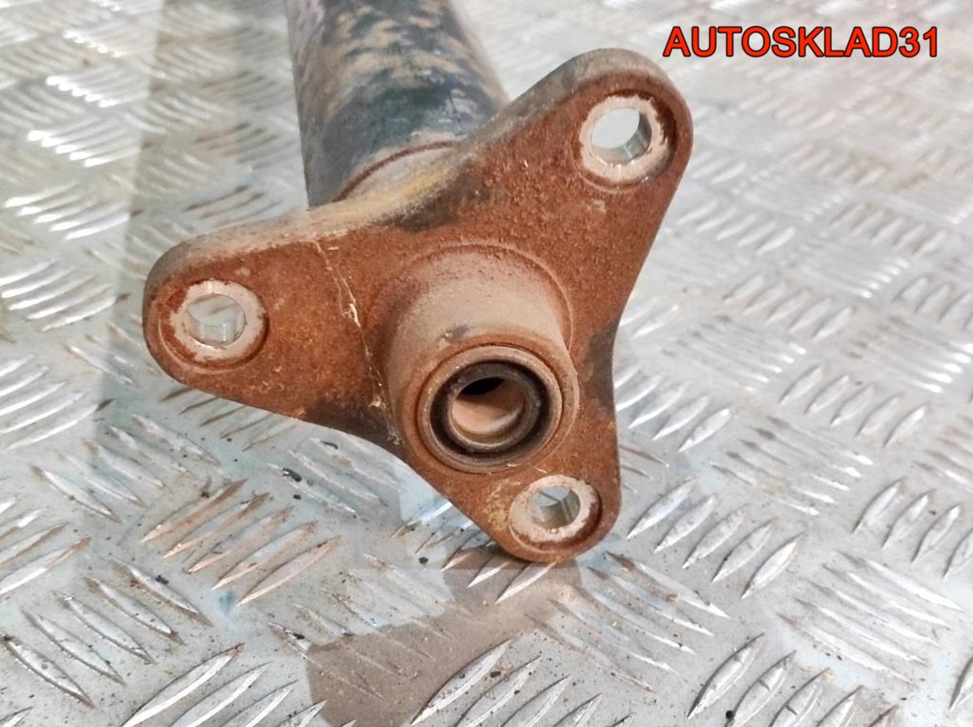 Вал карданный BMW E92 2.0 N47D20C МКПП Седан 26107572905, 10000 рублей, Дубовое