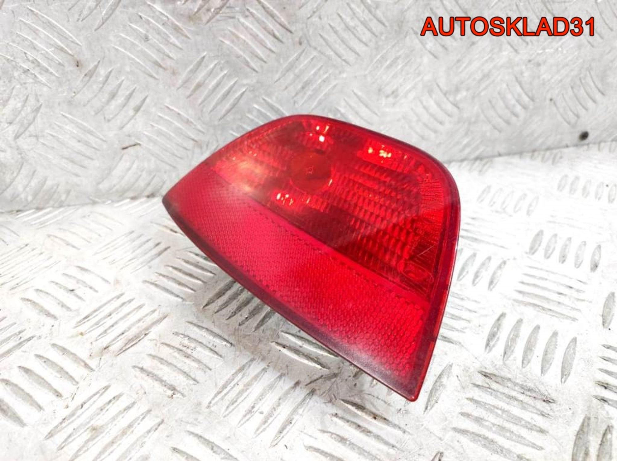 Фонарь задний в бампер правый Ford Focus 2 5M5115K272AA, 900 рублей, Дубовое