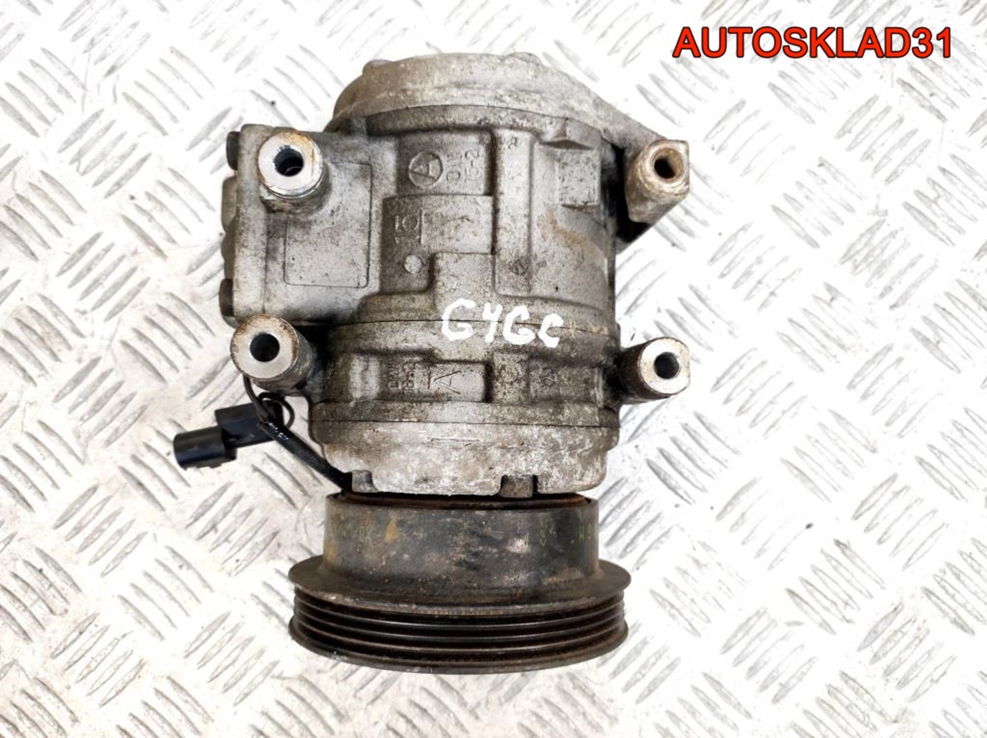 Компрессор кондиционера Kia Sportage 2 160402320K, 8000 рублей, Дубовое