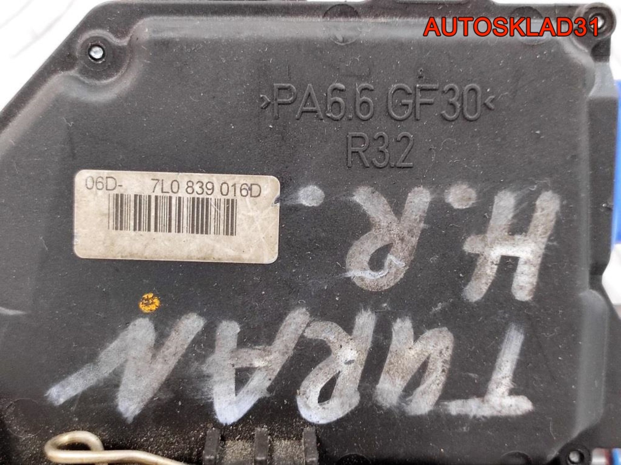 Замок двери задней правой VW Touareg 7L0839016D, 4100 рублей, Дубовое