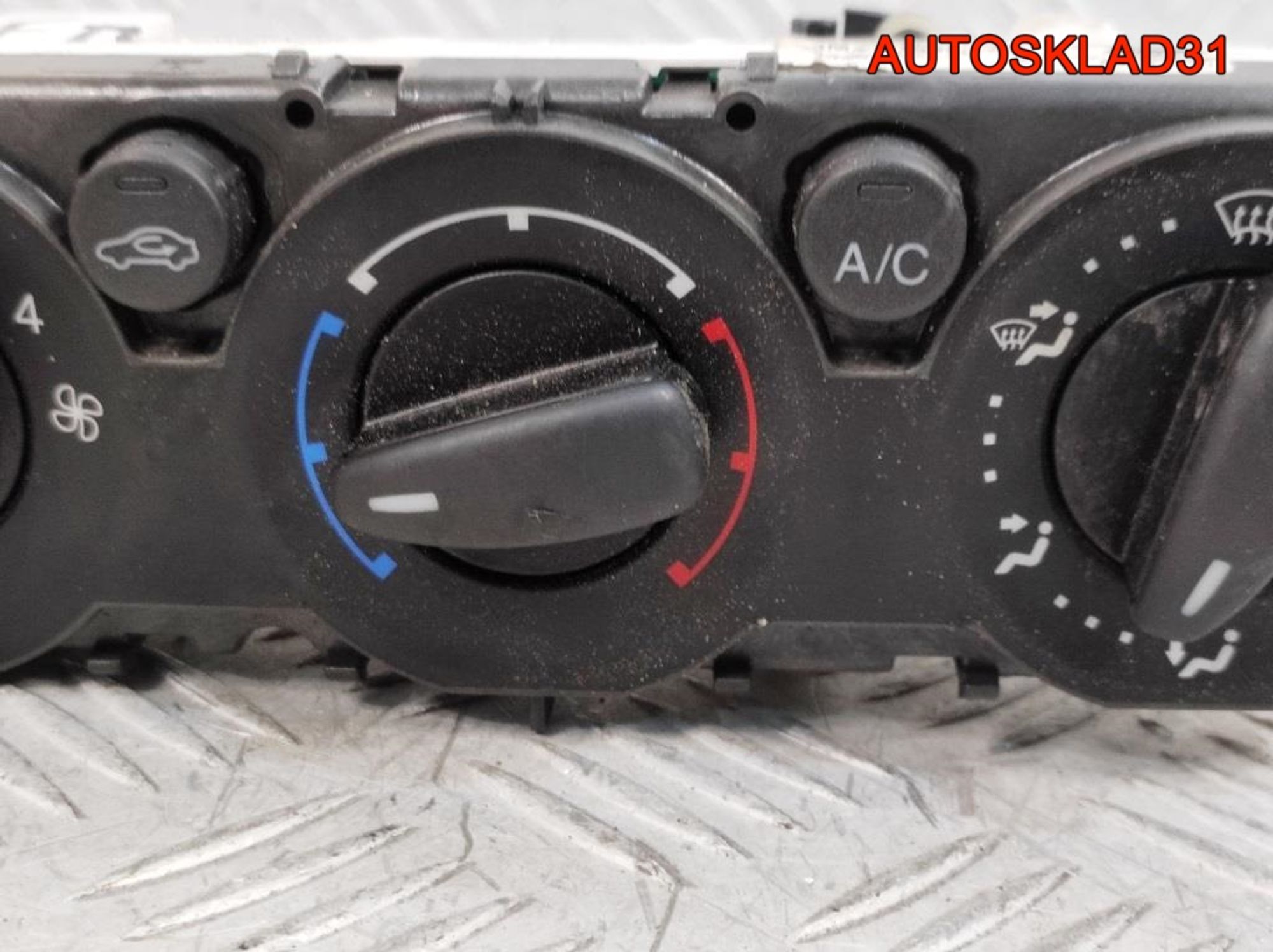 Блок управления отопителем Ford Focus 2 3M5T19980AD, 2500 рублей, Дубовое