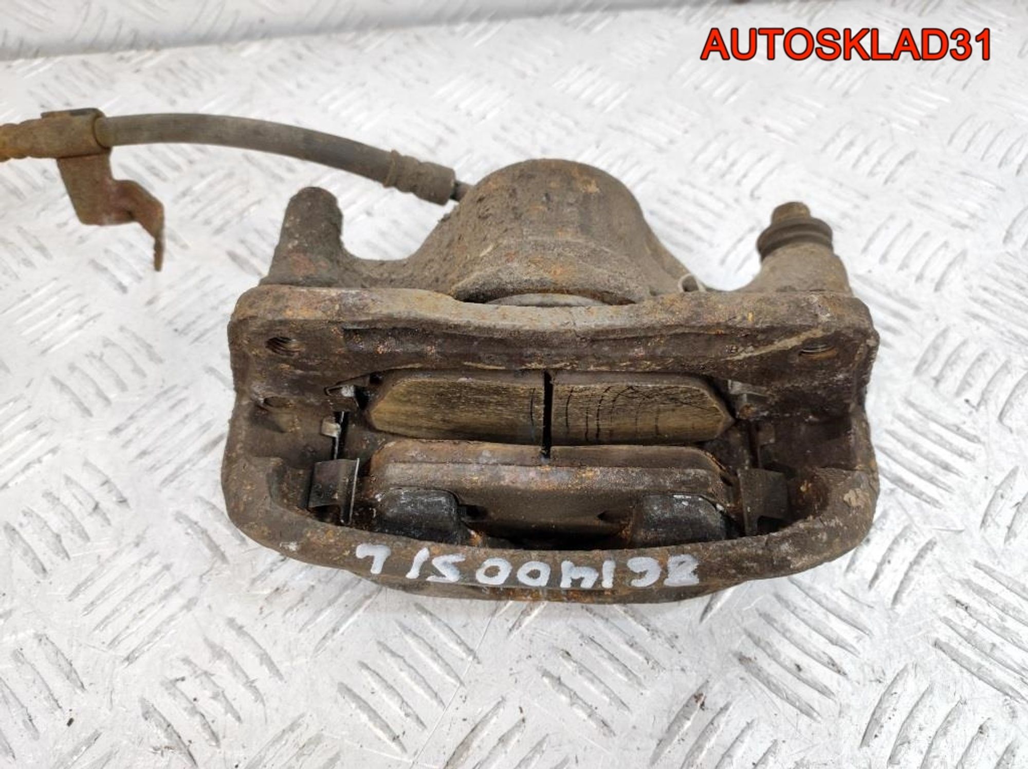 Суппорт тормозной передний левый Hyundai Getz 5818025A00, 1000 рублей, Дубовое