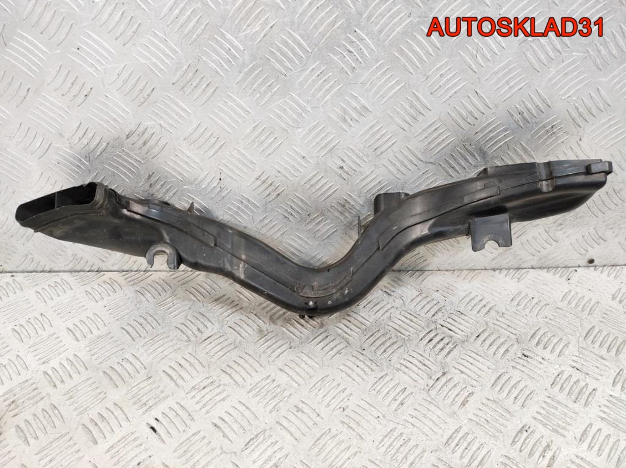 Воздуховод Ford Focus 2 7M519E635AD, 900 рублей, Дубовое