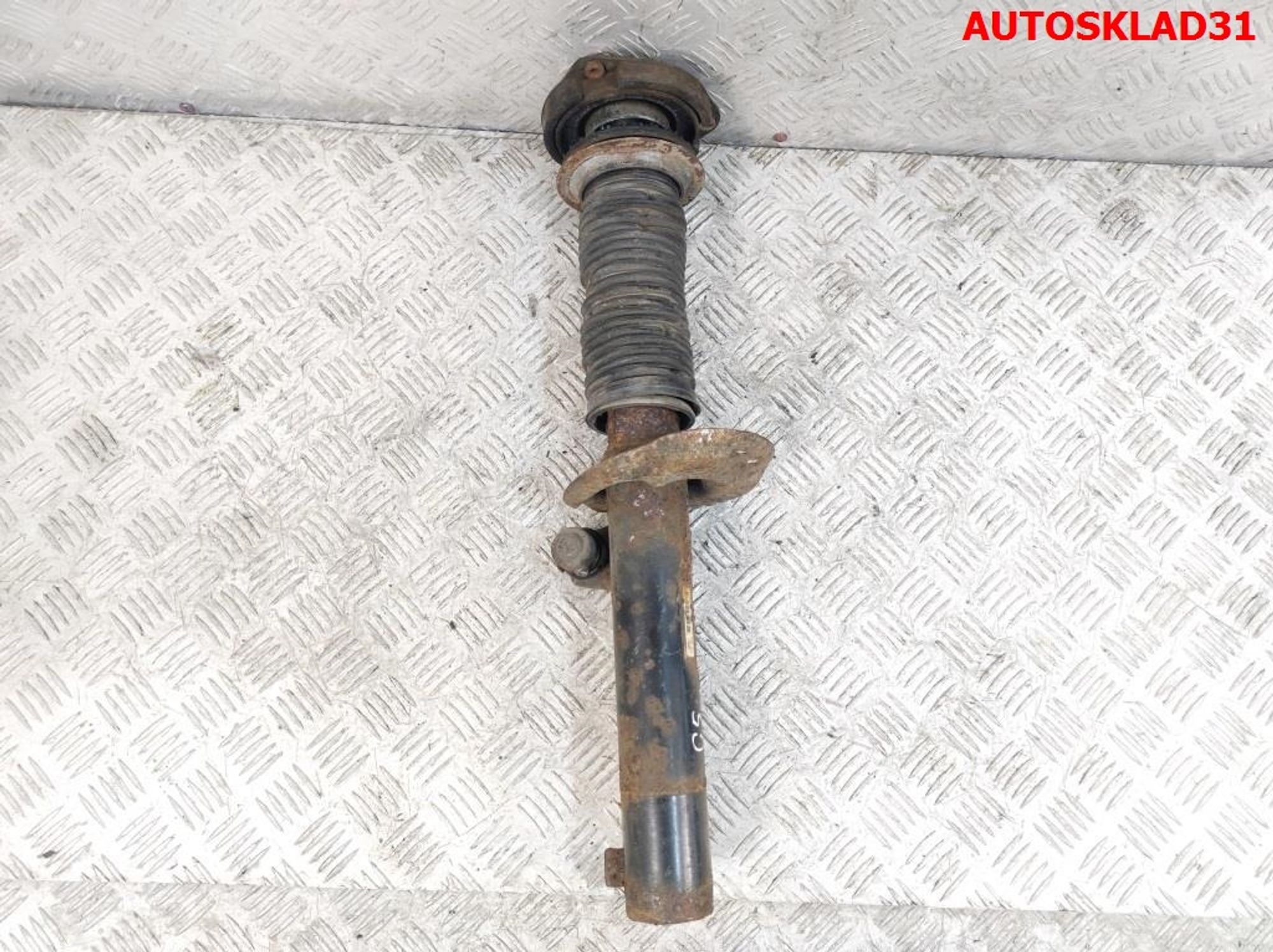 Амортизатор передний VW Golf 5 1T0413031FM, 1000 рублей, Дубовое