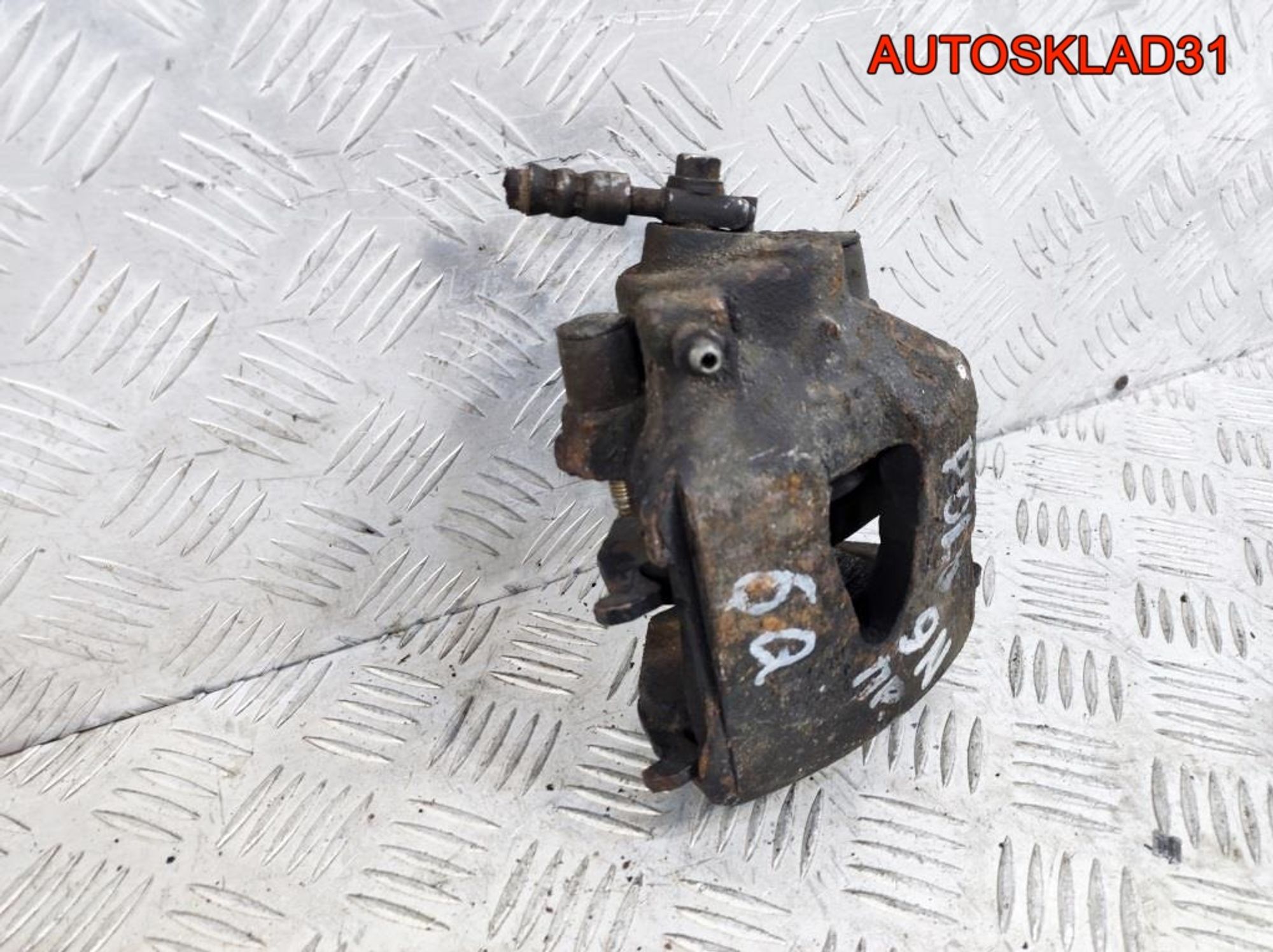 Суппорт тормозной передний правый VW Polo 9N, 1300 рублей, Дубовое