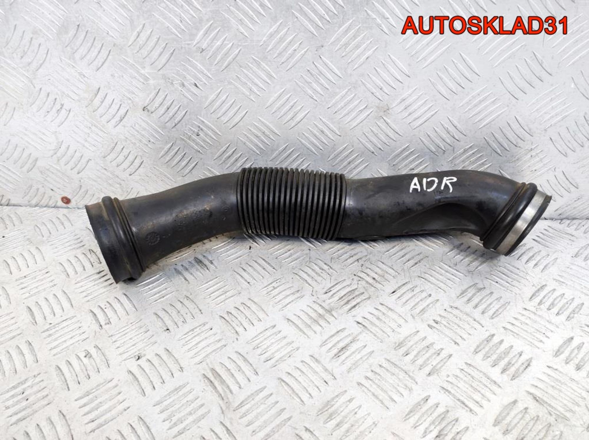 Патрубок воздушного фильтра Audi A6 C5 058129627P, 1300 рублей, Дубовое