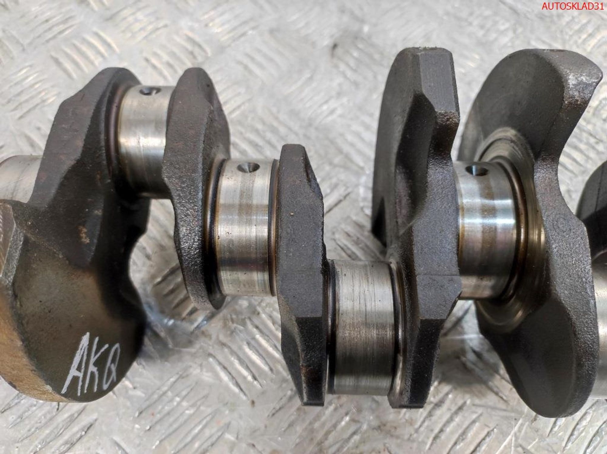 Коленвал Volkswagen Golf 4 1.4 AKQ Бензин 06A105021D, 6000 рублей, Дубовое