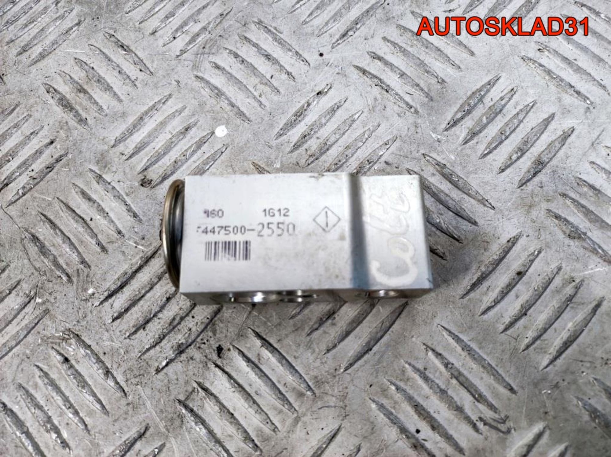 Клапан кондиционера Mitsubishi Colt Z3 4475002550, 900 рублей, Дубовое