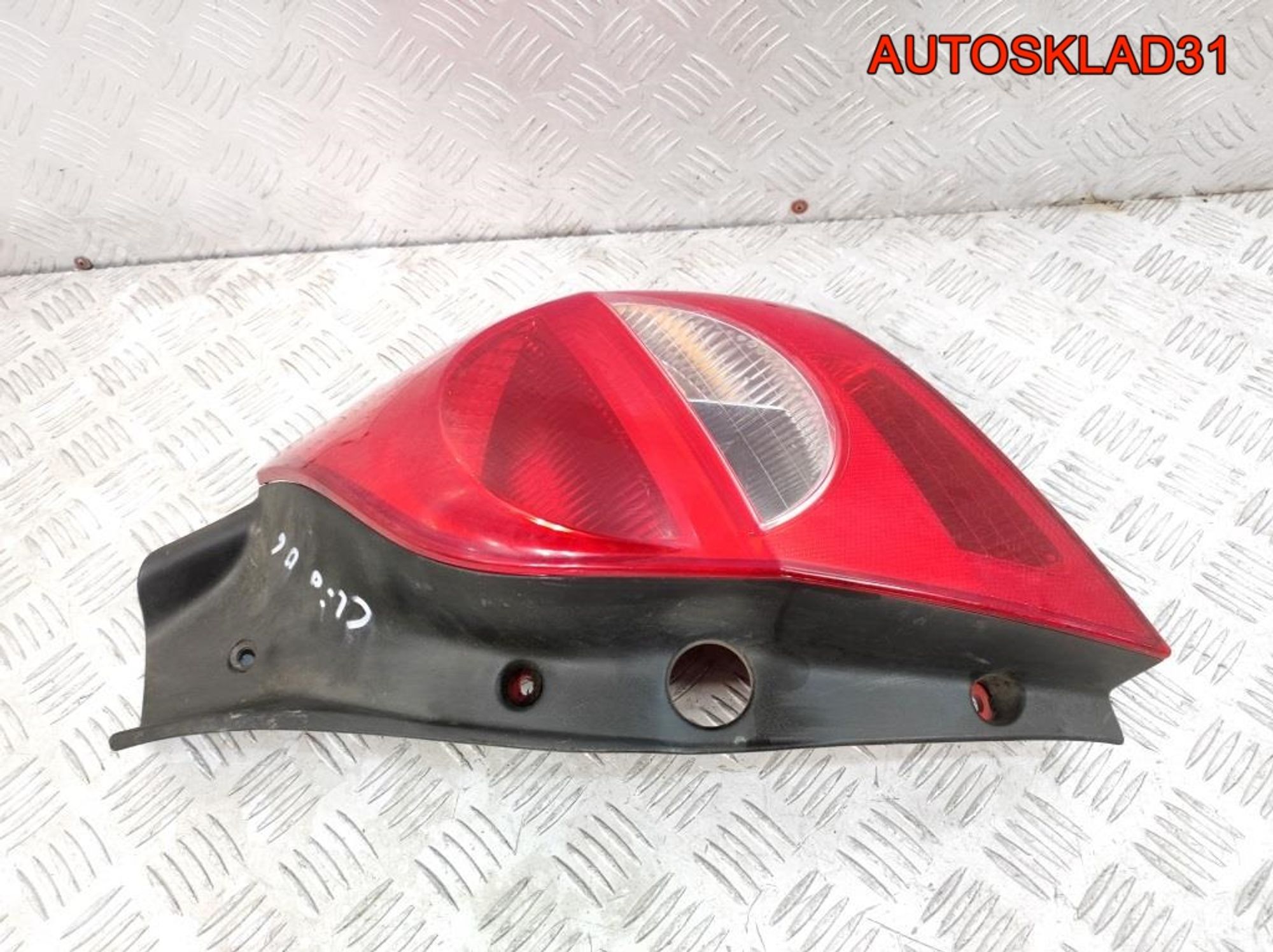 Фонарь задний правый Renault Clio 3 89035080, 1000 рублей, Дубовое