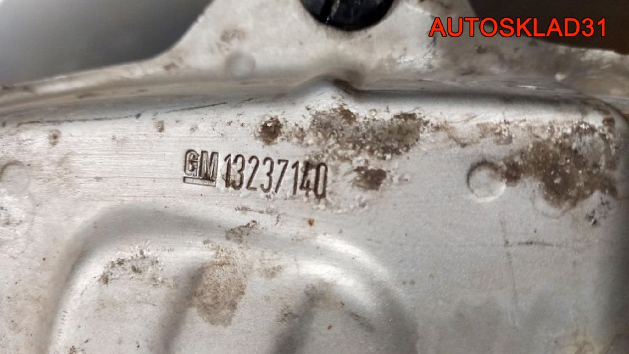 Кронштейн фары левый Opel Astra H 13237140, 1800 рублей, Дубовое