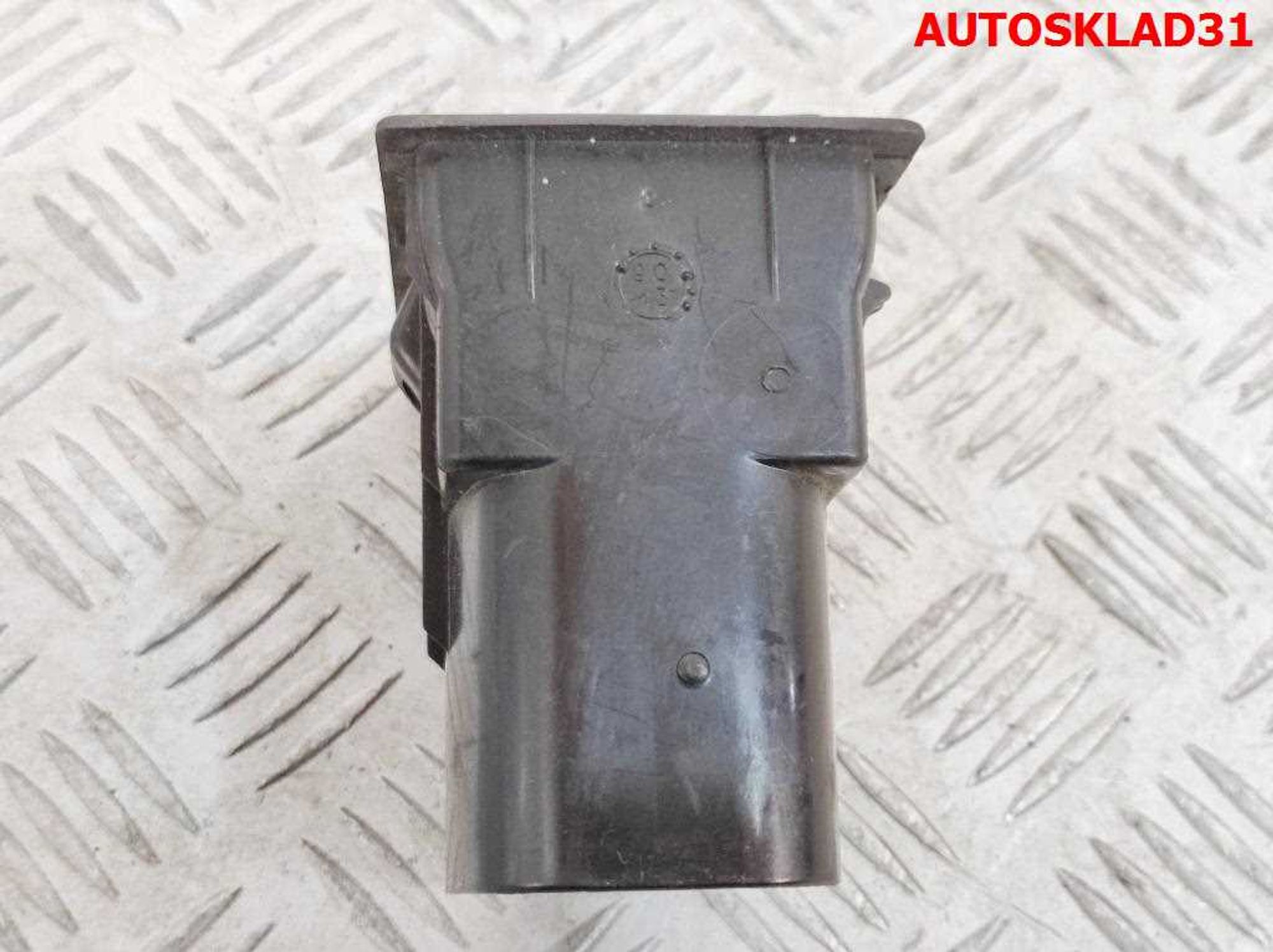 Дефлектор обдува салона VW Golf 3 701819709, 1000 рублей, Дубовое