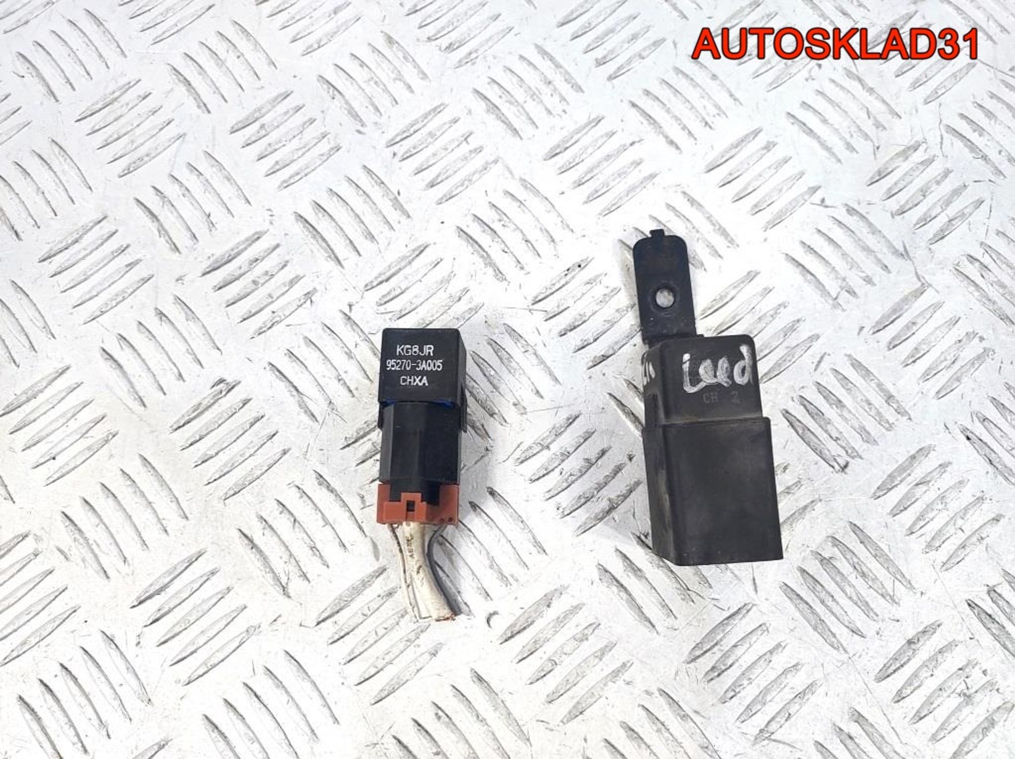 Реле Kia Ceed 952703A005, 900 рублей, Дубовое