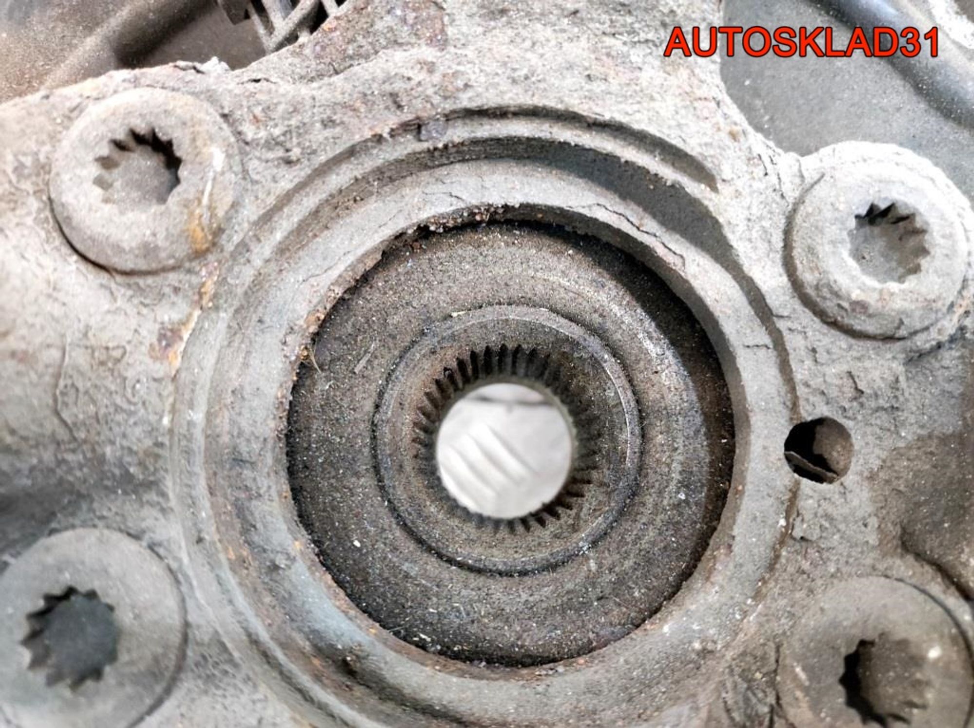 Кулак поворотный передний правый VW Golf 1K0407256P, 3600 рублей, Дубовое