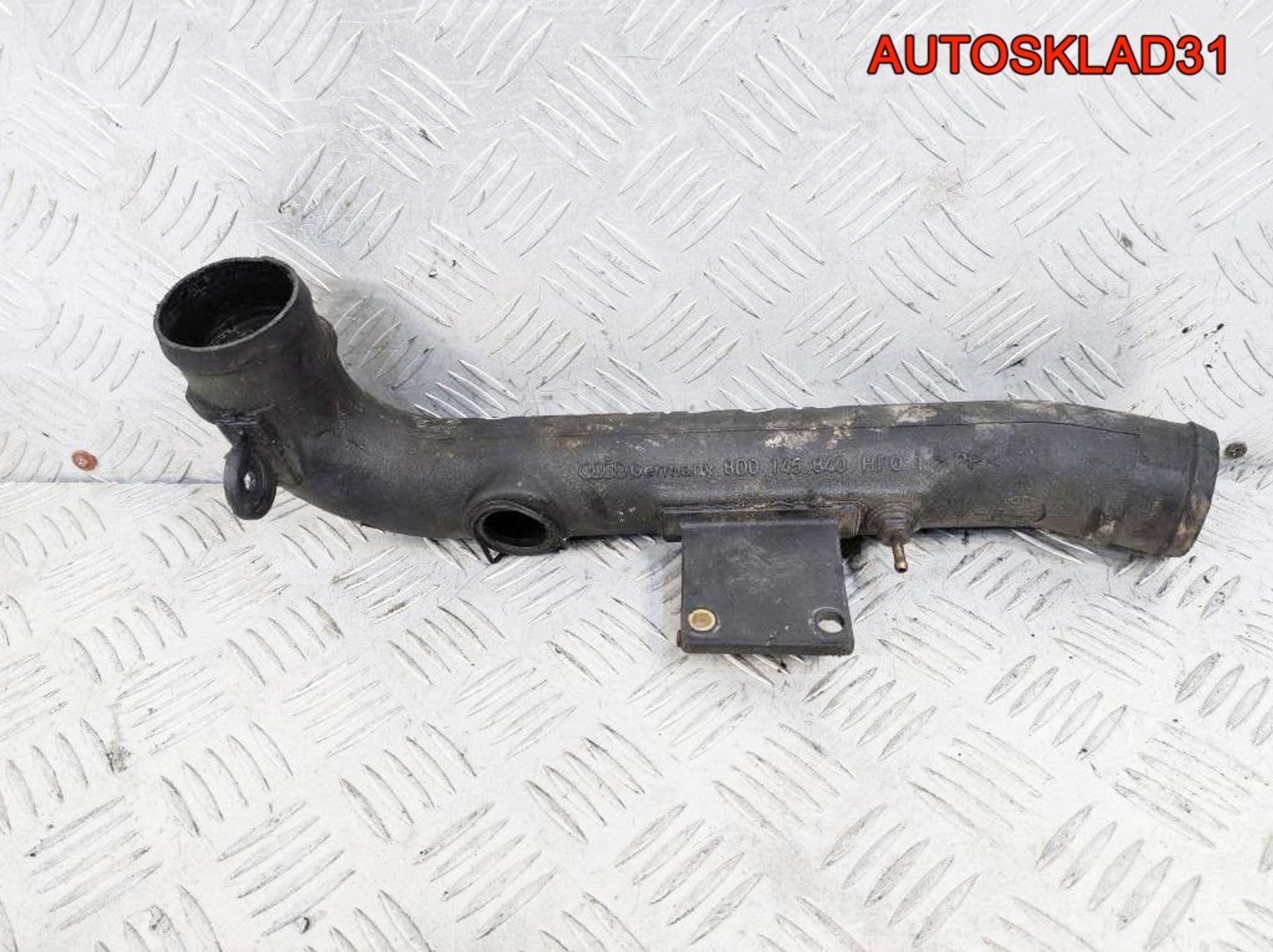 Патрубок интеркулера Audi A4 B5 8D0145840, 900 рублей, Дубовое