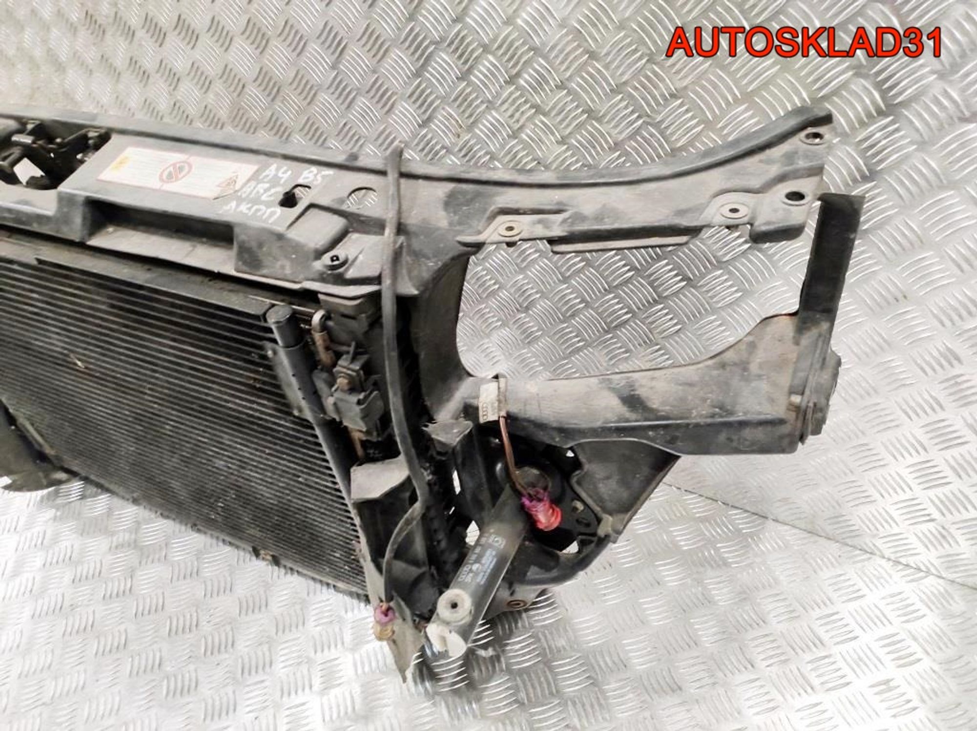 Панель передняя в сборе Audi A4 B5 Дорест 2,6 ABC 8D0805594D, 18000 рублей, Дубовое