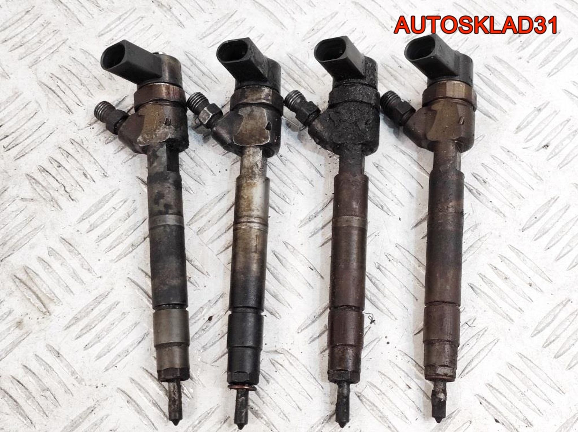 Форсунка топливная Mercedes W210 2,2 OM611 A6110700687, 7500 рублей, Дубовое