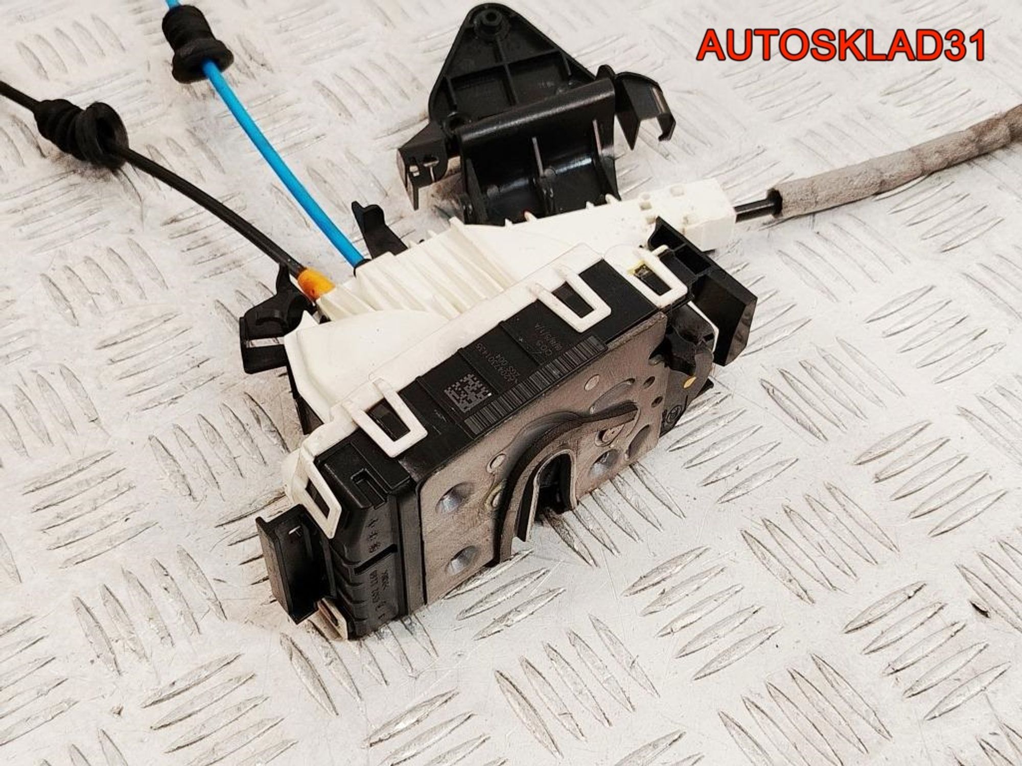 Замок двери задней правой Mercedes Benz GLK X204 A2047301435, 2500 рублей, Дубовое
