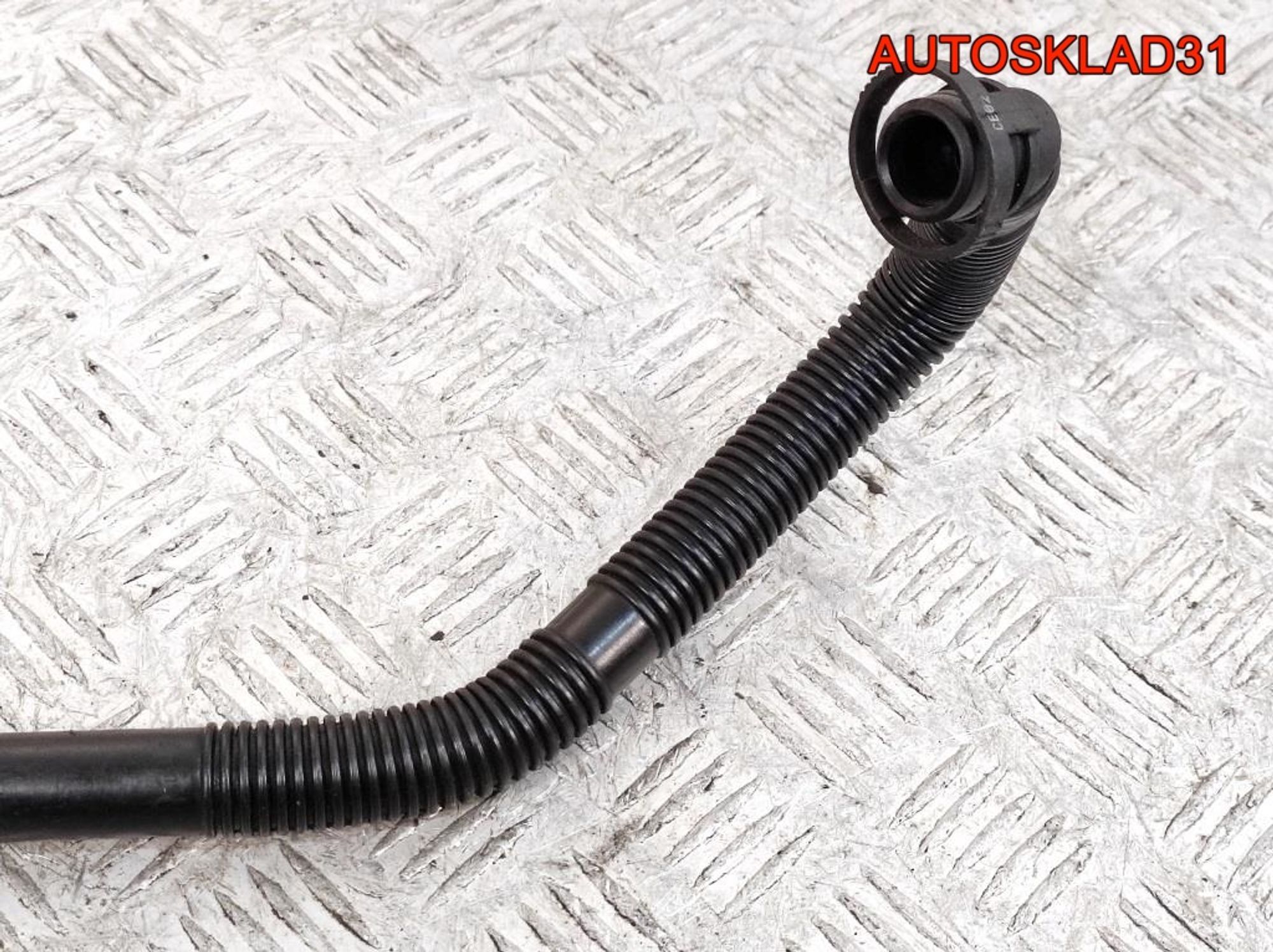 Трубка вакуумная Audi A6 C5 2,4 BDV Бензин 078133817P, 1500 рублей, Дубовое