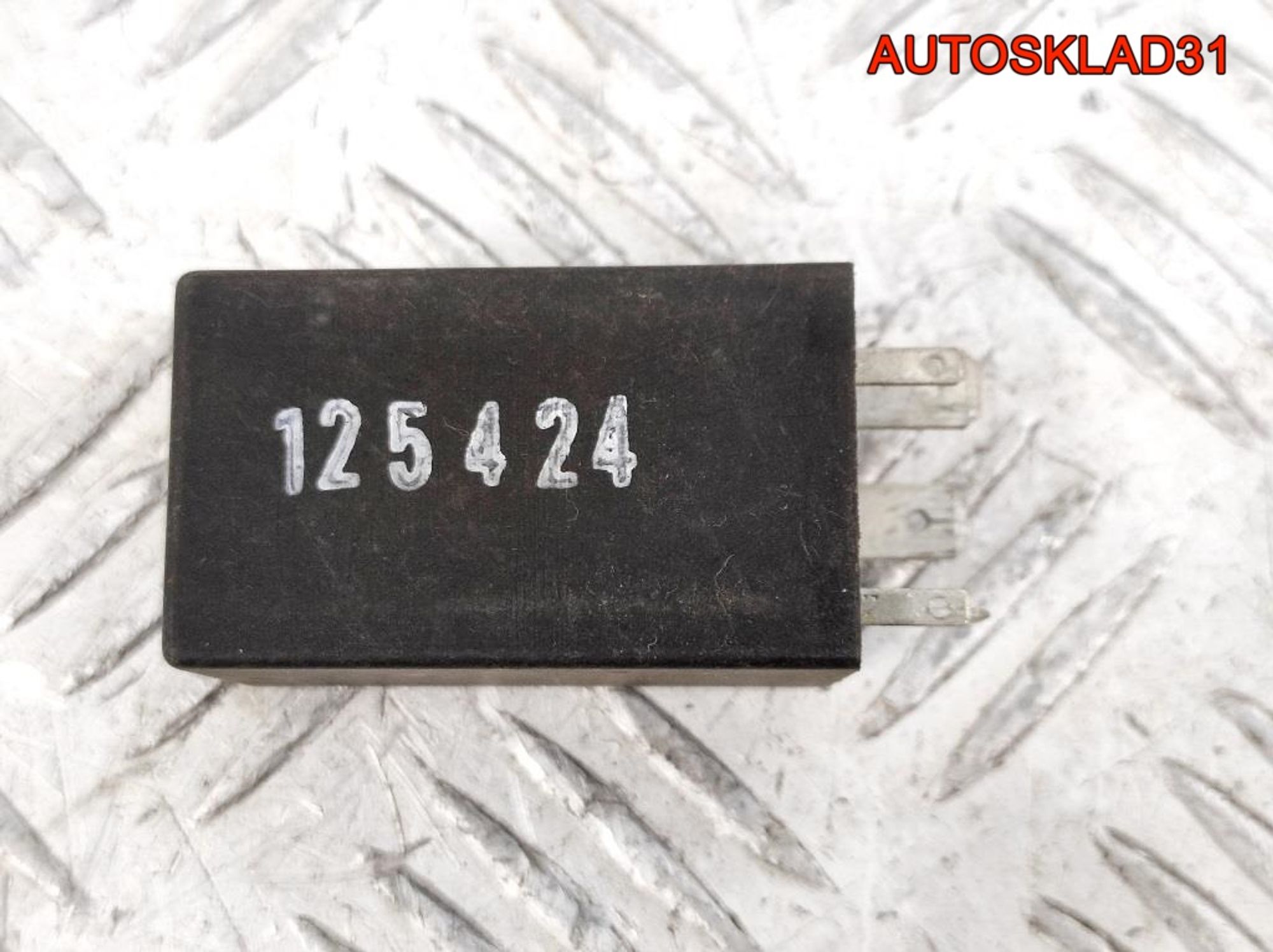 Реле вентилятора №384 VW Passat B5 8D0919578A, 1000 рублей, Дубовое