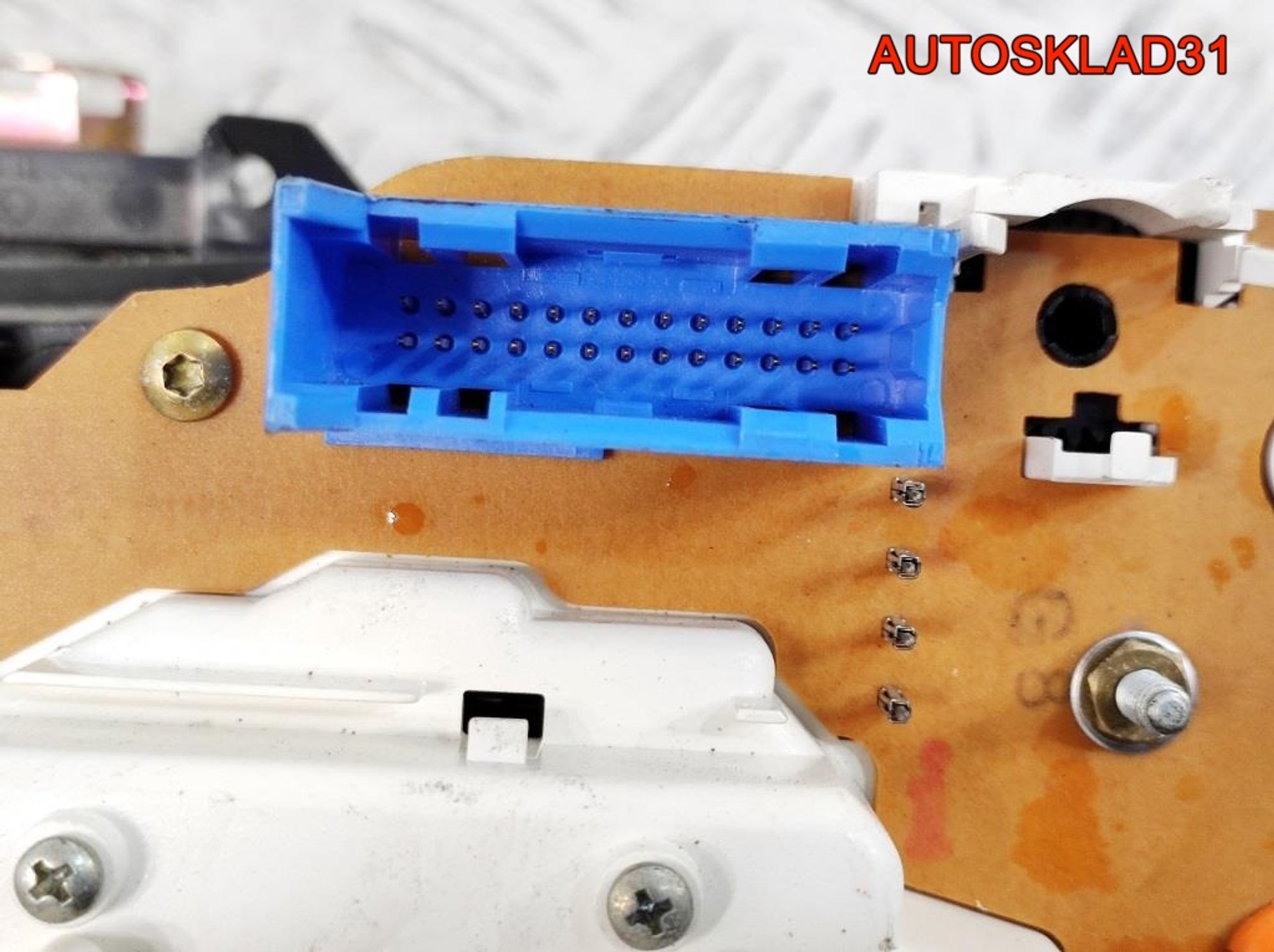 Панель приборов Audi 80 B4 8A0919033AS, 17000 рублей, Дубовое