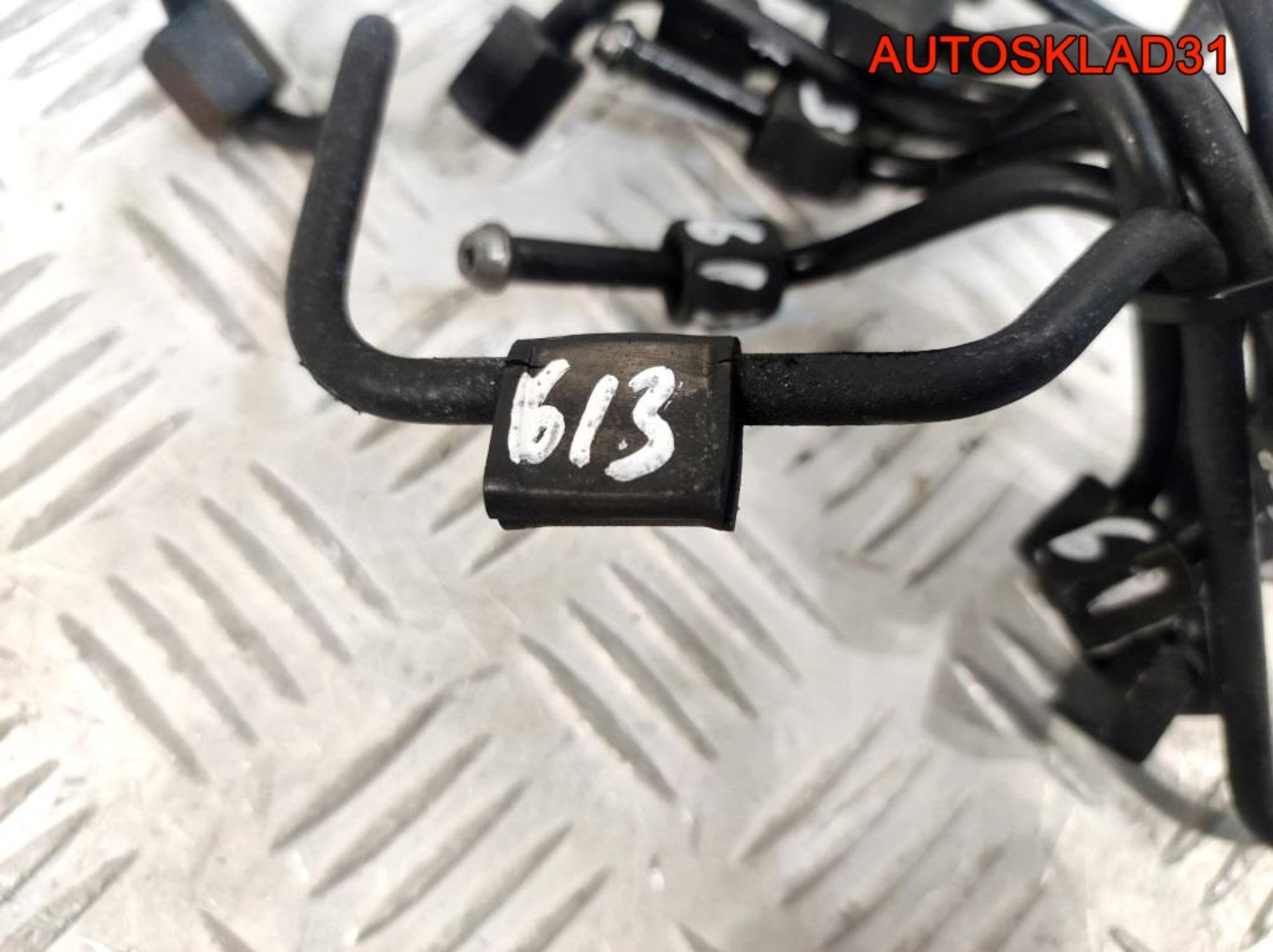 Трубка топливная Mercedes W220 3,2 613.960 A6130702132, 900 рублей, Дубовое