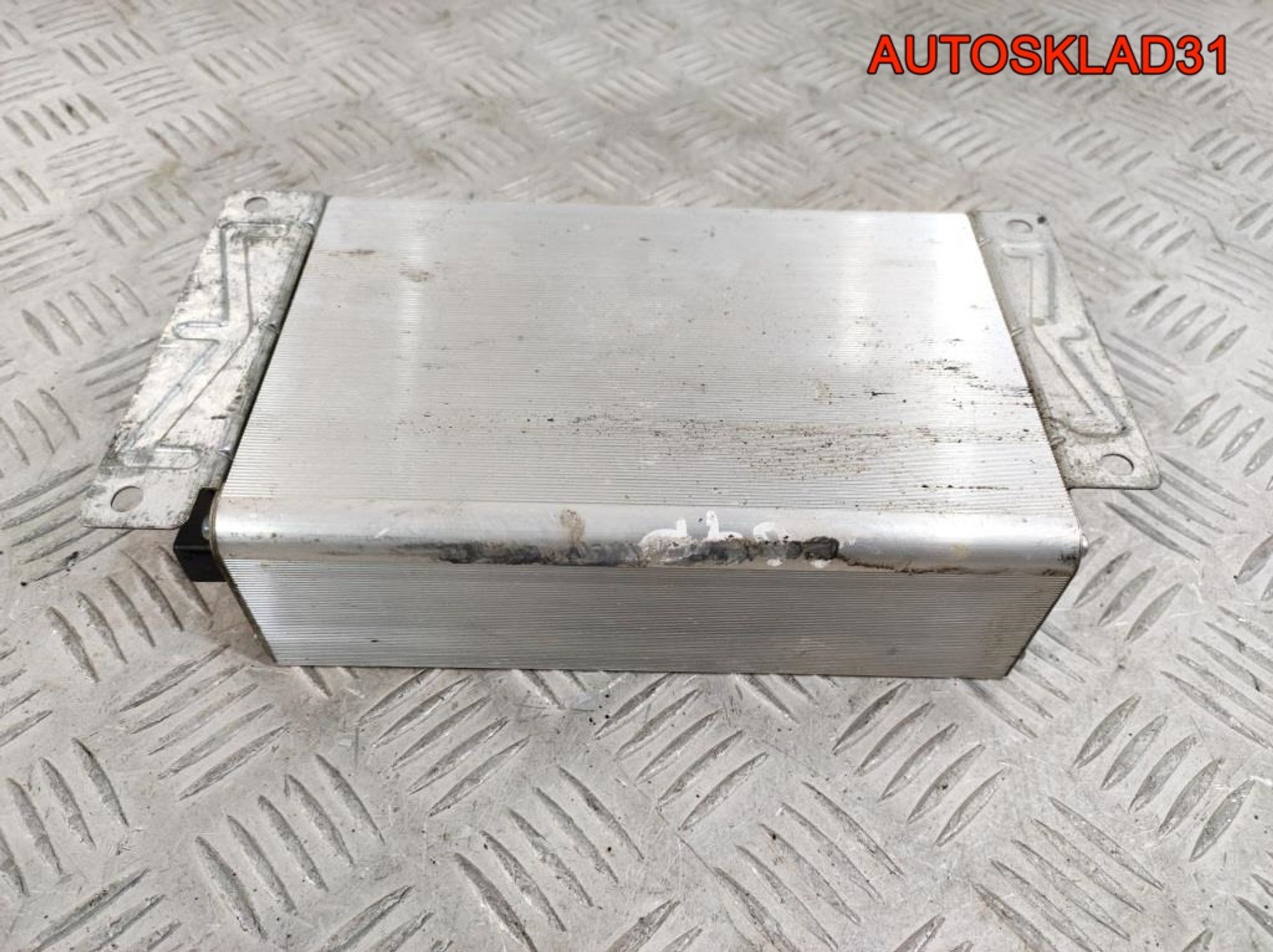 Усилитель звука Audi A6 C6 4F0035223, 2700 рублей, Дубовое