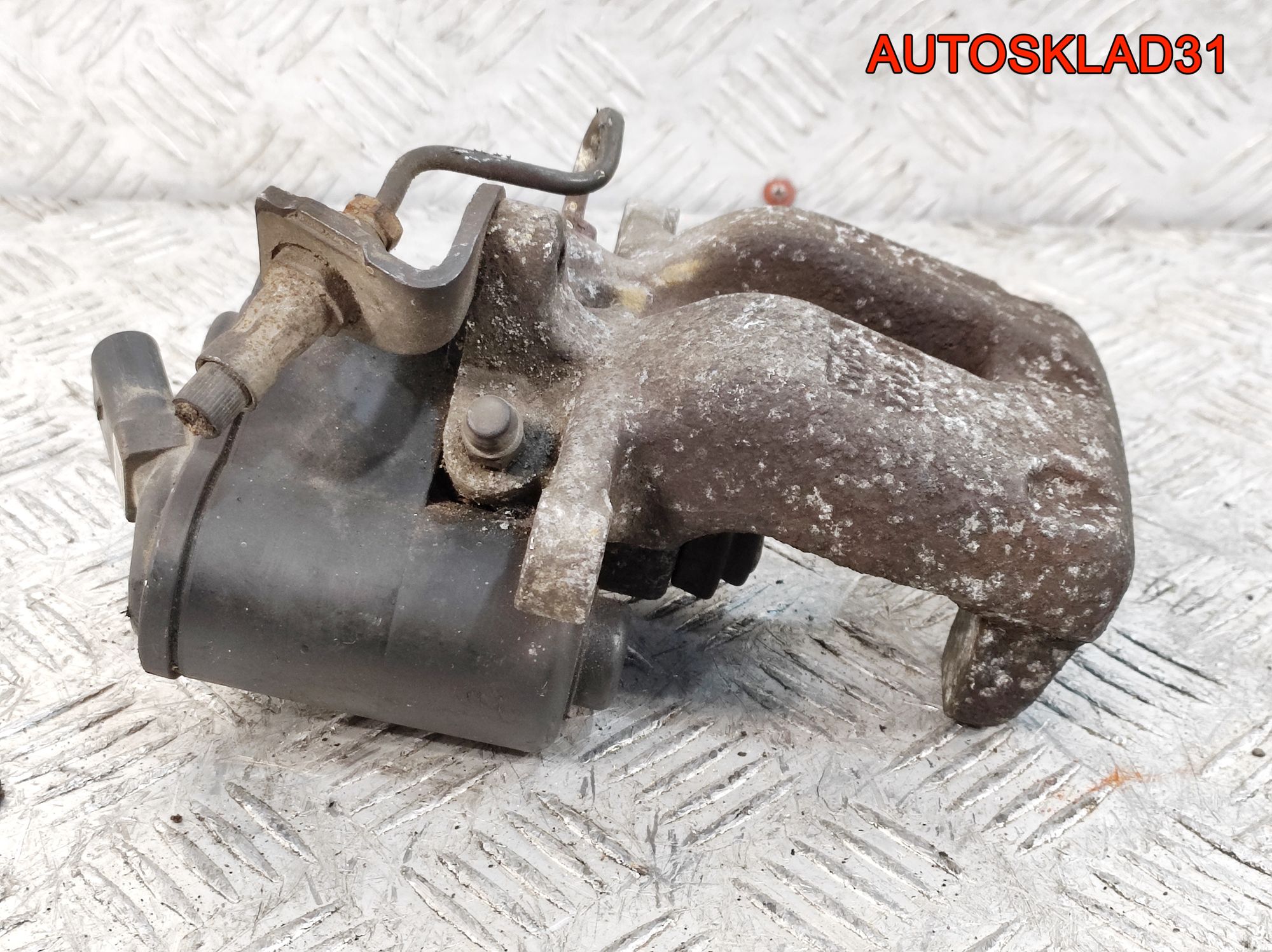 Суппорт тормозной задний правый VW Passat B6 3C0615404E, 7000 рублей, Дубовое