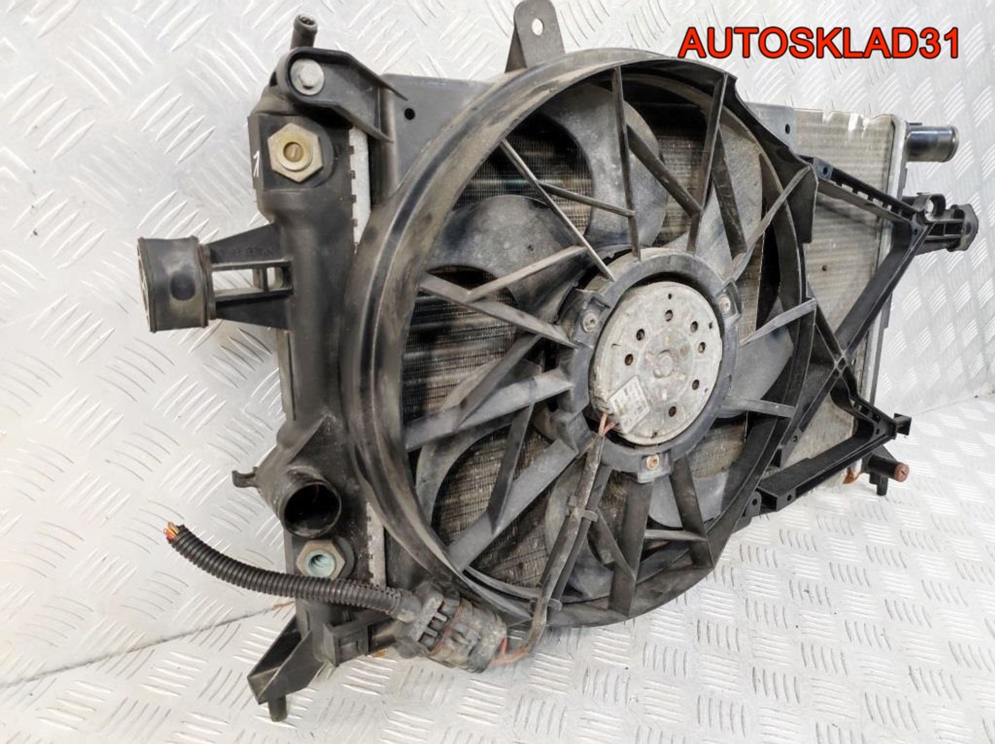 Кассета радиаторов Opel Zafira A 2107996 Бензин, 6500 рублей, Дубовое