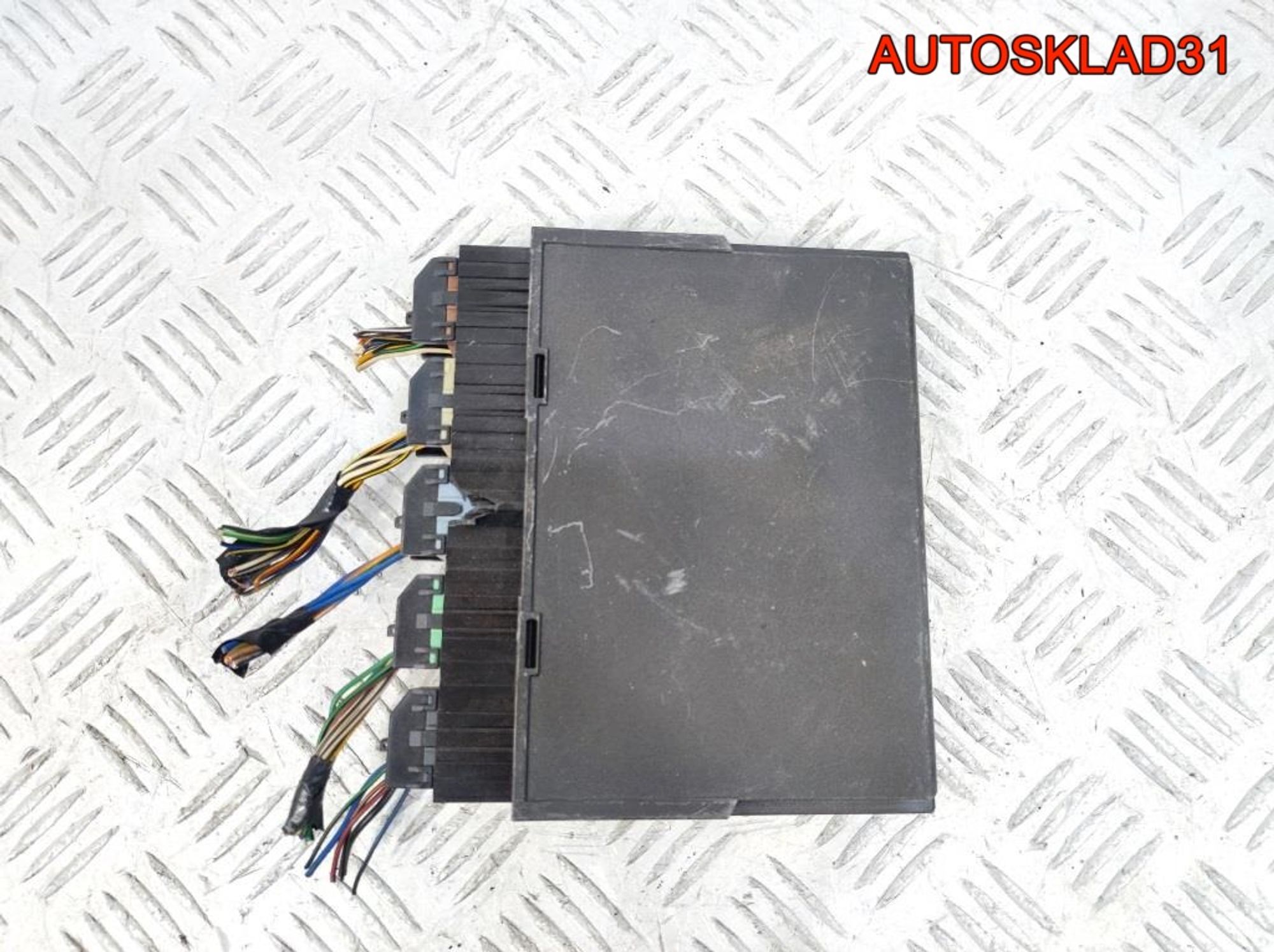 Блок центрального замка Ford Focus 1 1S7T15K600FD, 1100 рублей, Дубовое