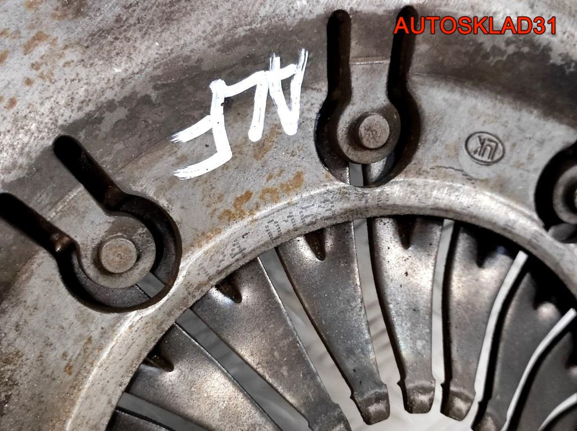 https://ycs.partsauto.market/partsauto-images/thmbs/userImages/edda01b21c13eaa6671738306aa09410/part/2f65adb2-b235-481e-9676-200e2dd2a433_1781617247484.jpg