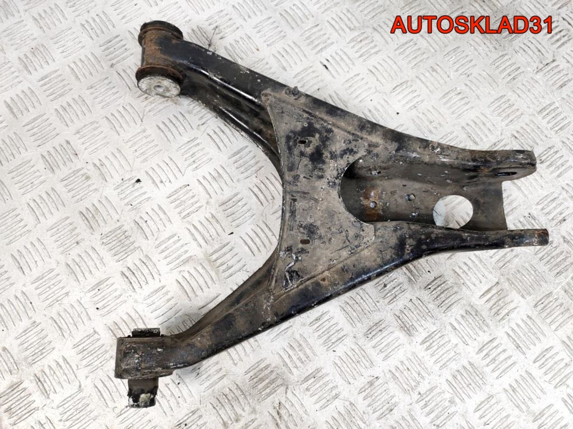 Рычаг задний правый нижний Audi A6 C5 4B0505312, 1400 рублей, Дубовое