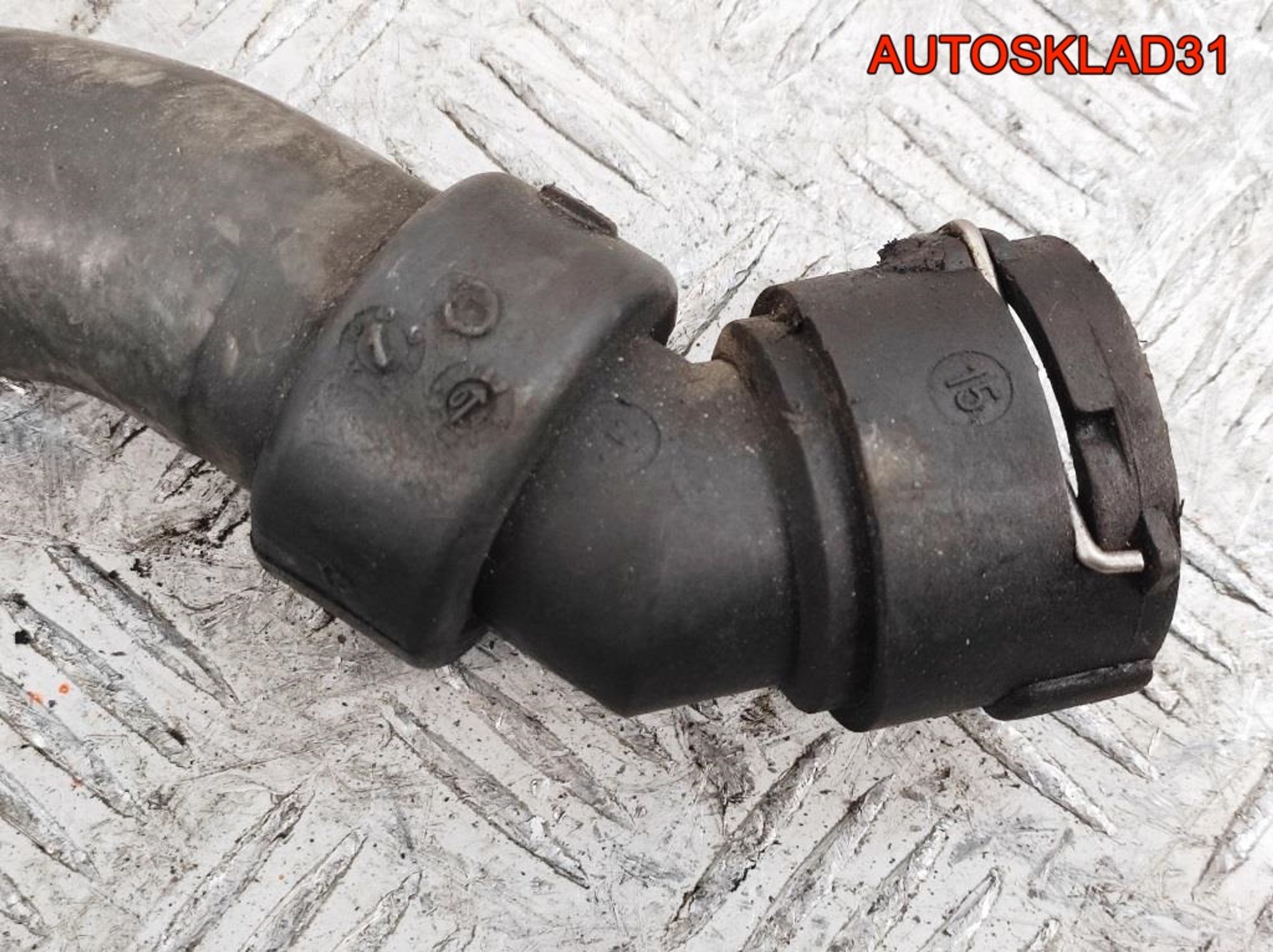 Патрубок радиатора Audi A6 C5 2,4 Бензин 4B0121101N, 1000 рублей, Дубовое