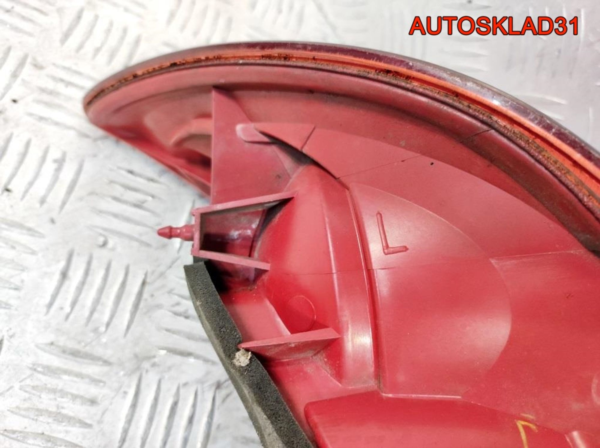 Фонарь задний левый Mazda 3 BK BP4K51160E Хетчбэк, 2500 рублей, Дубовое