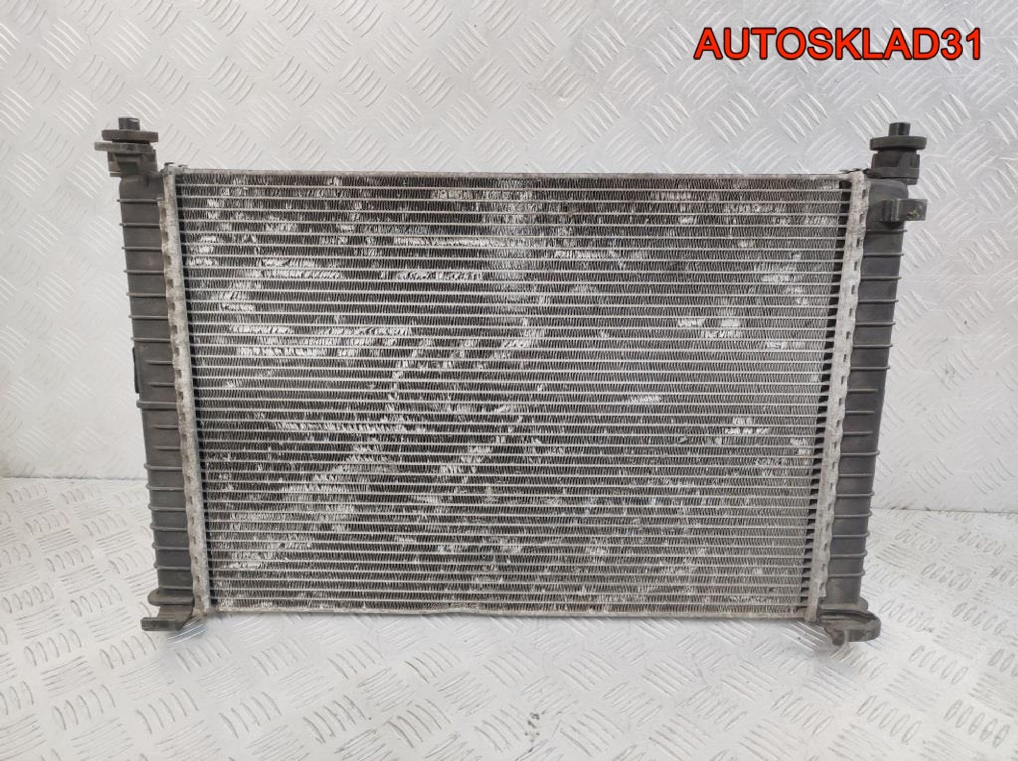 Радиатор основной Ford Fiesta 5 1,4 Дизель 2S6H8C342AE, 2000 рублей, Дубовое