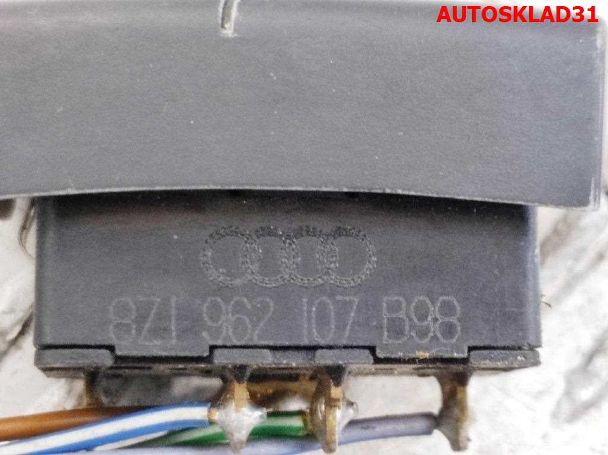 Кнопка центрального замка Audi A2 8Z1962107B98, 2000 рублей, Дубовое