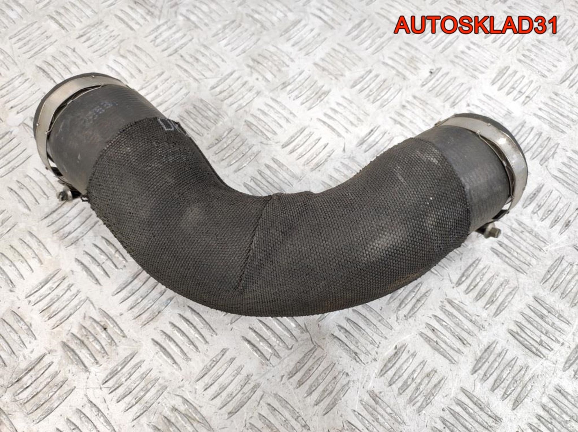 Патрубок интеркулера Audi A6 C7 4G 3,0 CDU 4G0145737AG, 3500 рублей, Дубовое