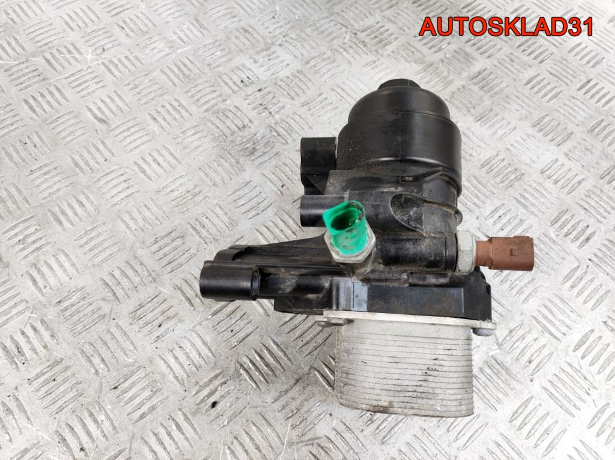 Корпус масляного фильтра Skoda Octavia A7 03N115389B, 4000 рублей, Дубовое