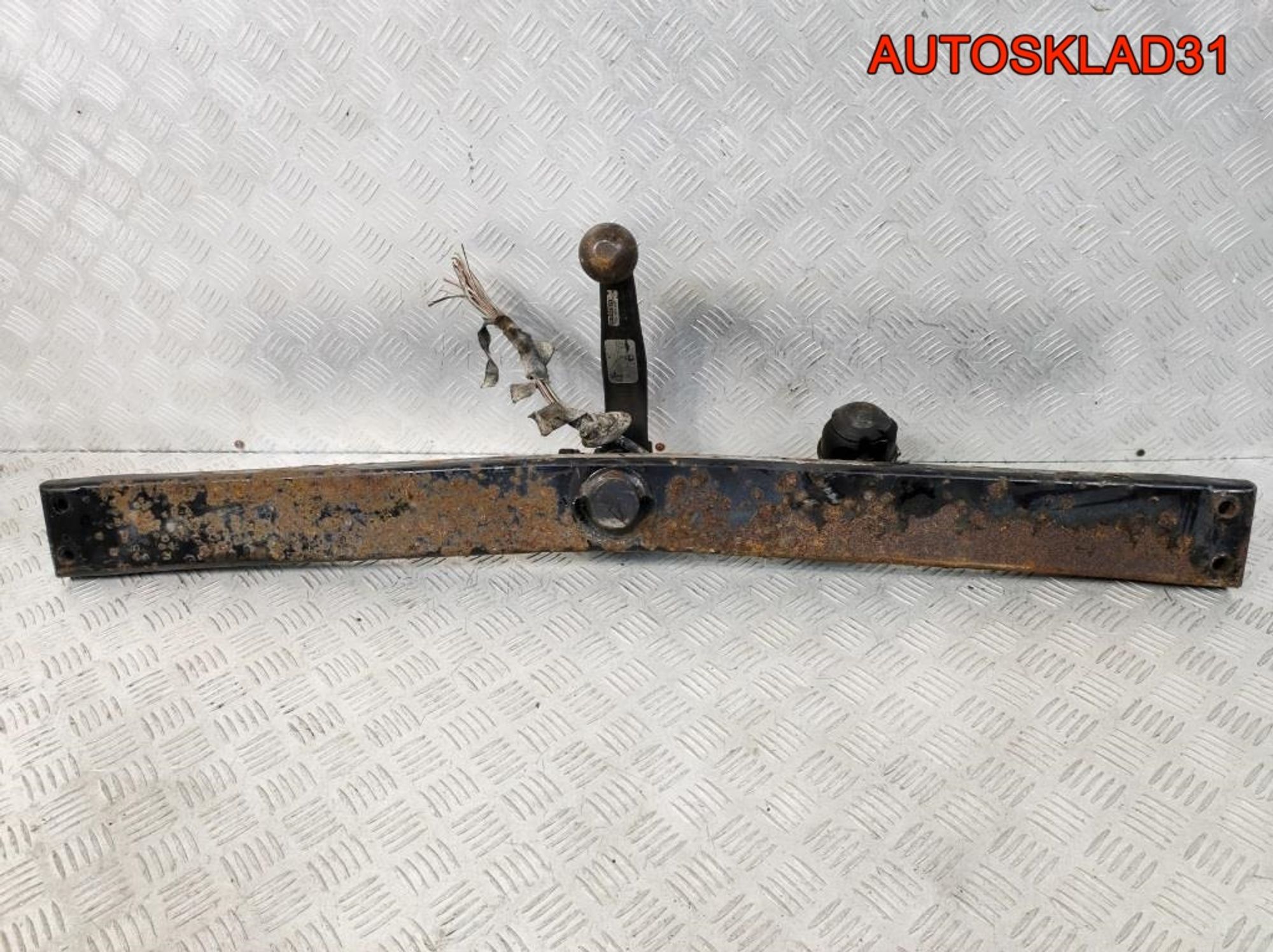 Фаркоп Mercedes Benz W210 A2103100937 Седан, 18000 рублей, Дубовое