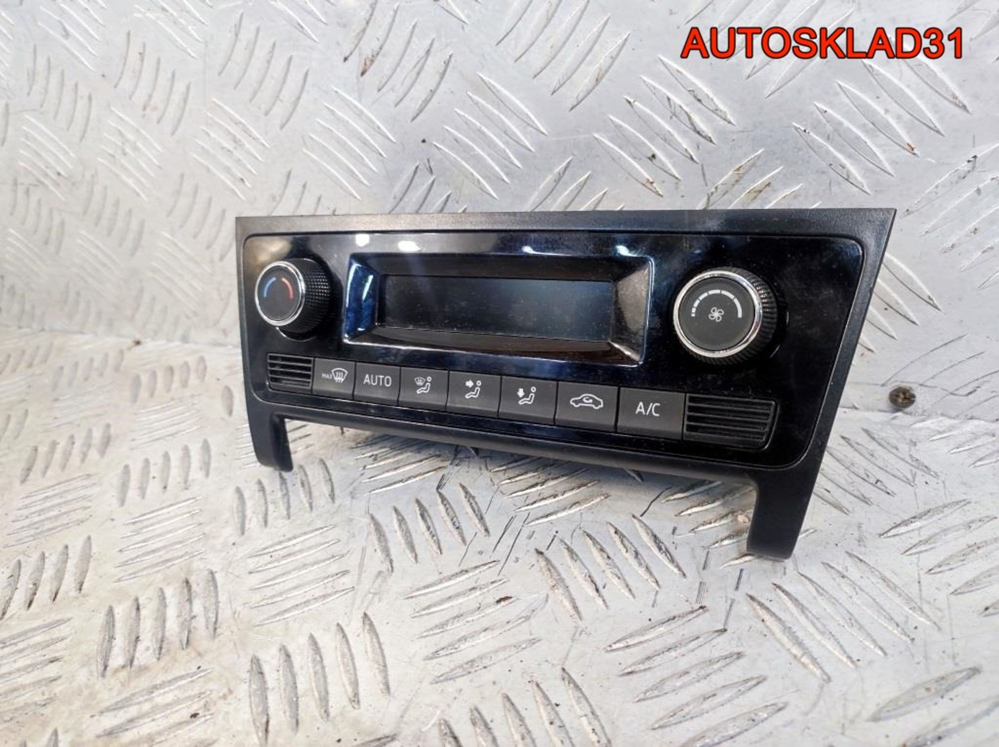 Блок управления климата Skoda Rapid 5JA907044D, 28400 рублей, Дубовое