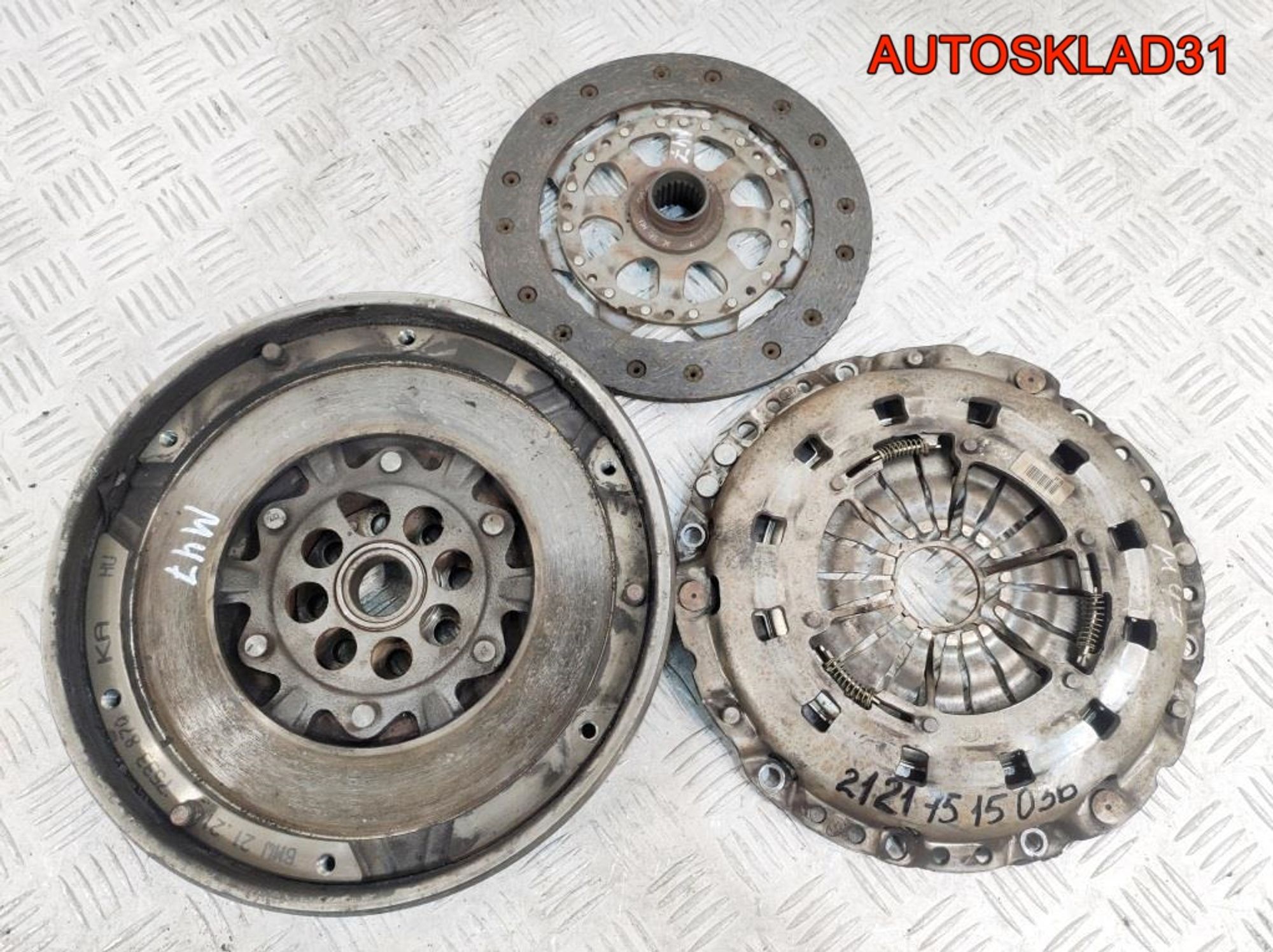 Комплект сцепления BMW E46 2,0 M47 21217533870, 13500 рублей, Дубовое