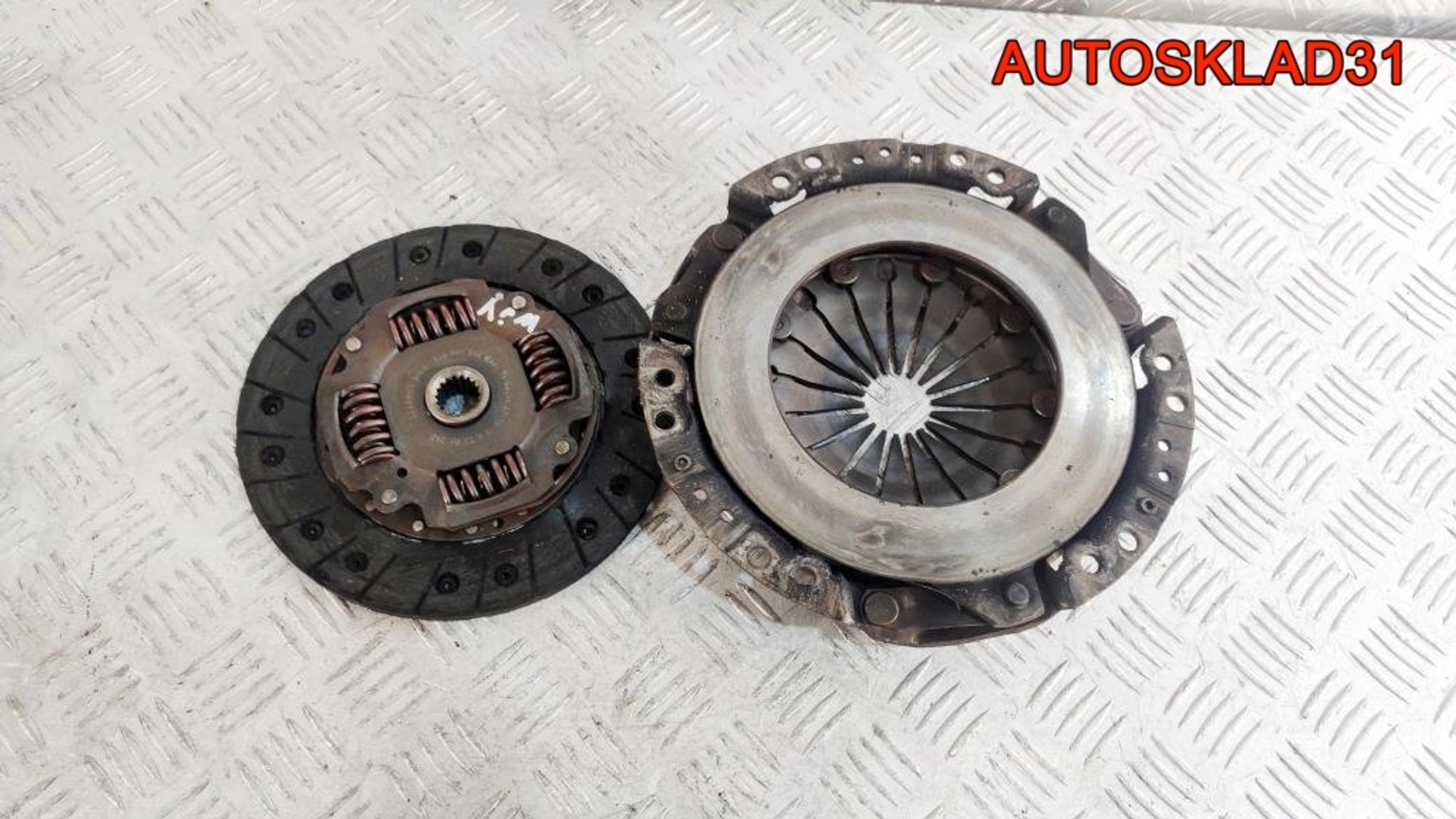 Маховик в сборе со сцеплением Citroen Berlingo M59 1,9 PSA WJY 10DXFR 9637267710, 1000 рублей, Дубовое