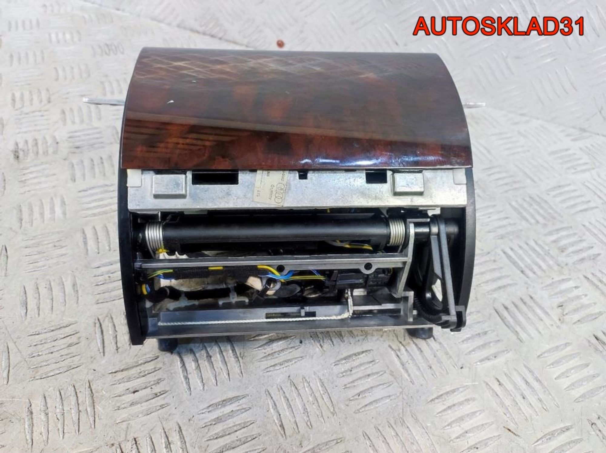 Дисплей информационный Audi A8 D3 4E0857237, 4900 рублей, Дубовое