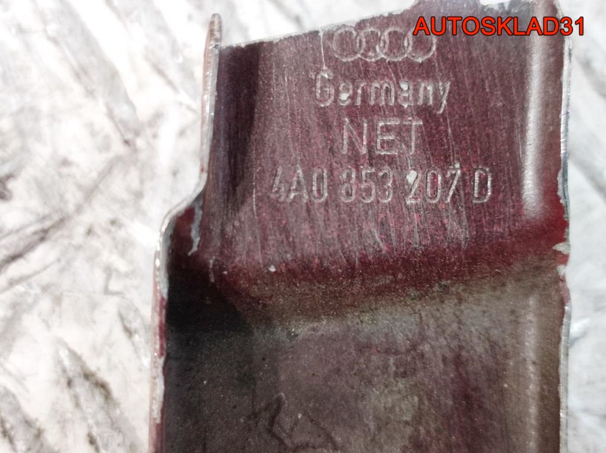 Планка под фару левая Audi A6 C4 4A0853207D, 1200 рублей, Дубовое