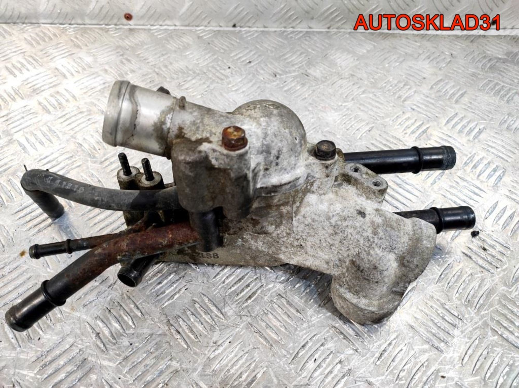 Корпус термостата Hyundai Sonata 5 G4KC 2560025200, 1400 рублей, Дубовое