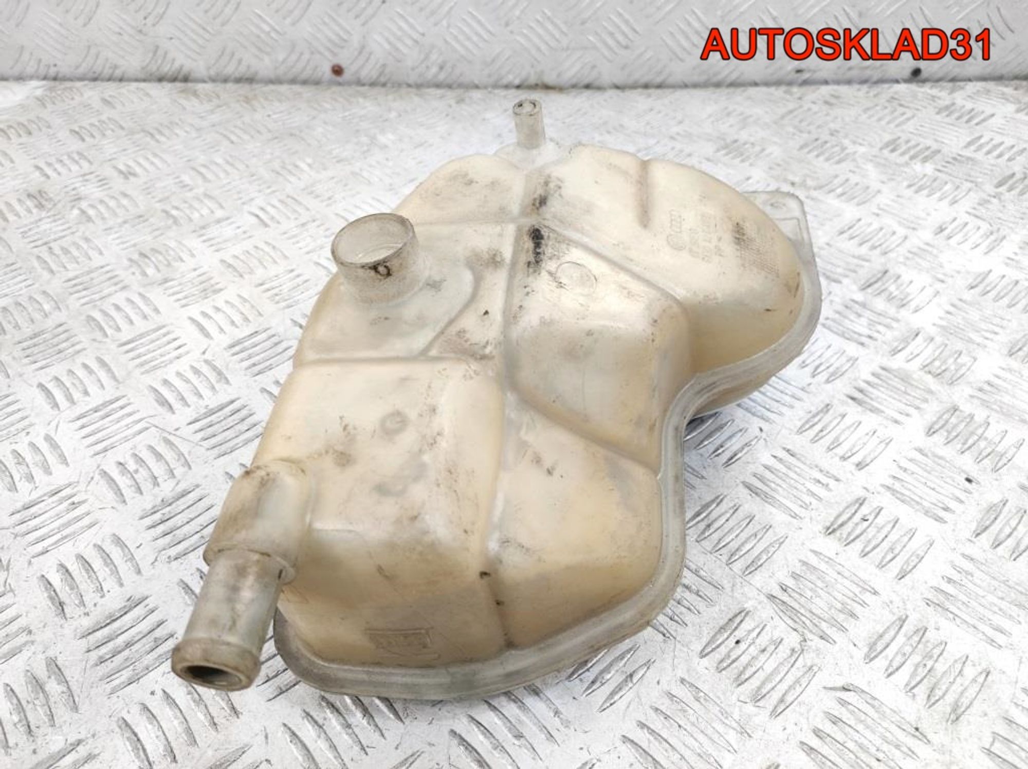 Бачок расширительный Audi A4 B5 8D0121407, 1200 рублей, Дубовое