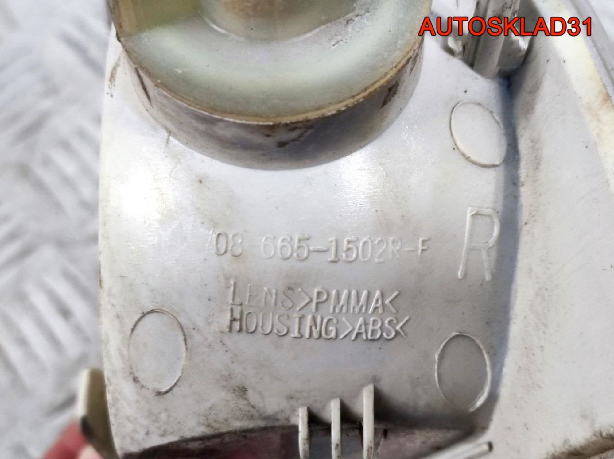 Указатель поворота правый белый Skoda Octavia A4, 500 рублей, Дубовое