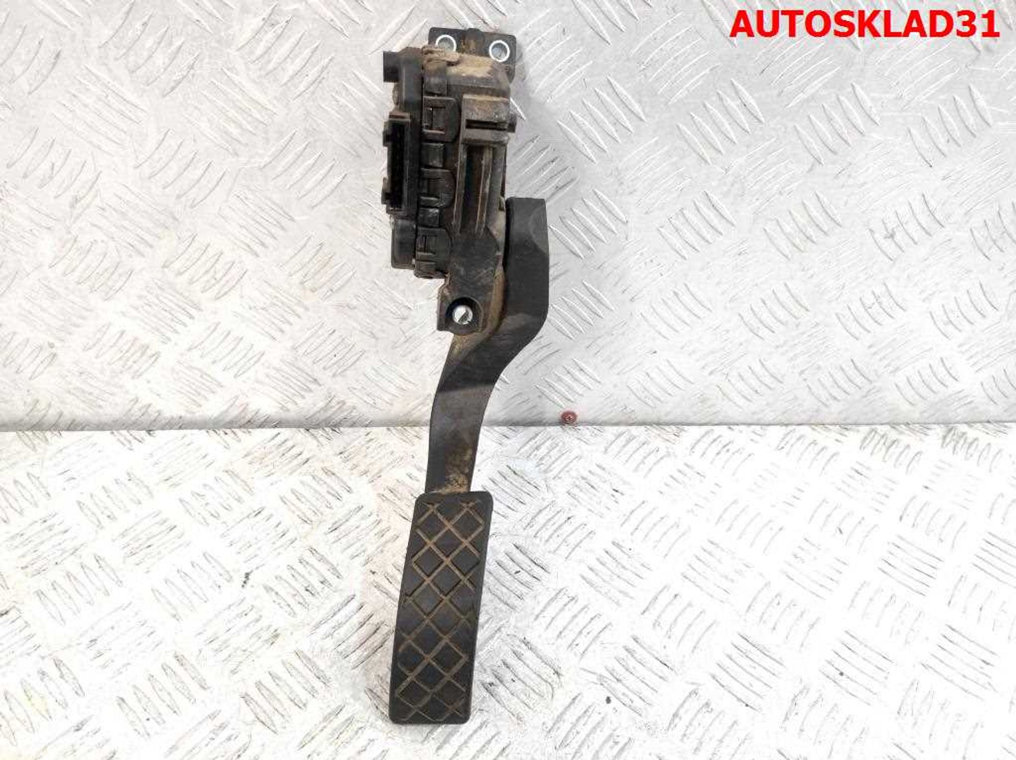 Педаль газа Audi A4 B6 1.9 AVF 8E1721523B Дизель, 1500 рублей, Дубовое