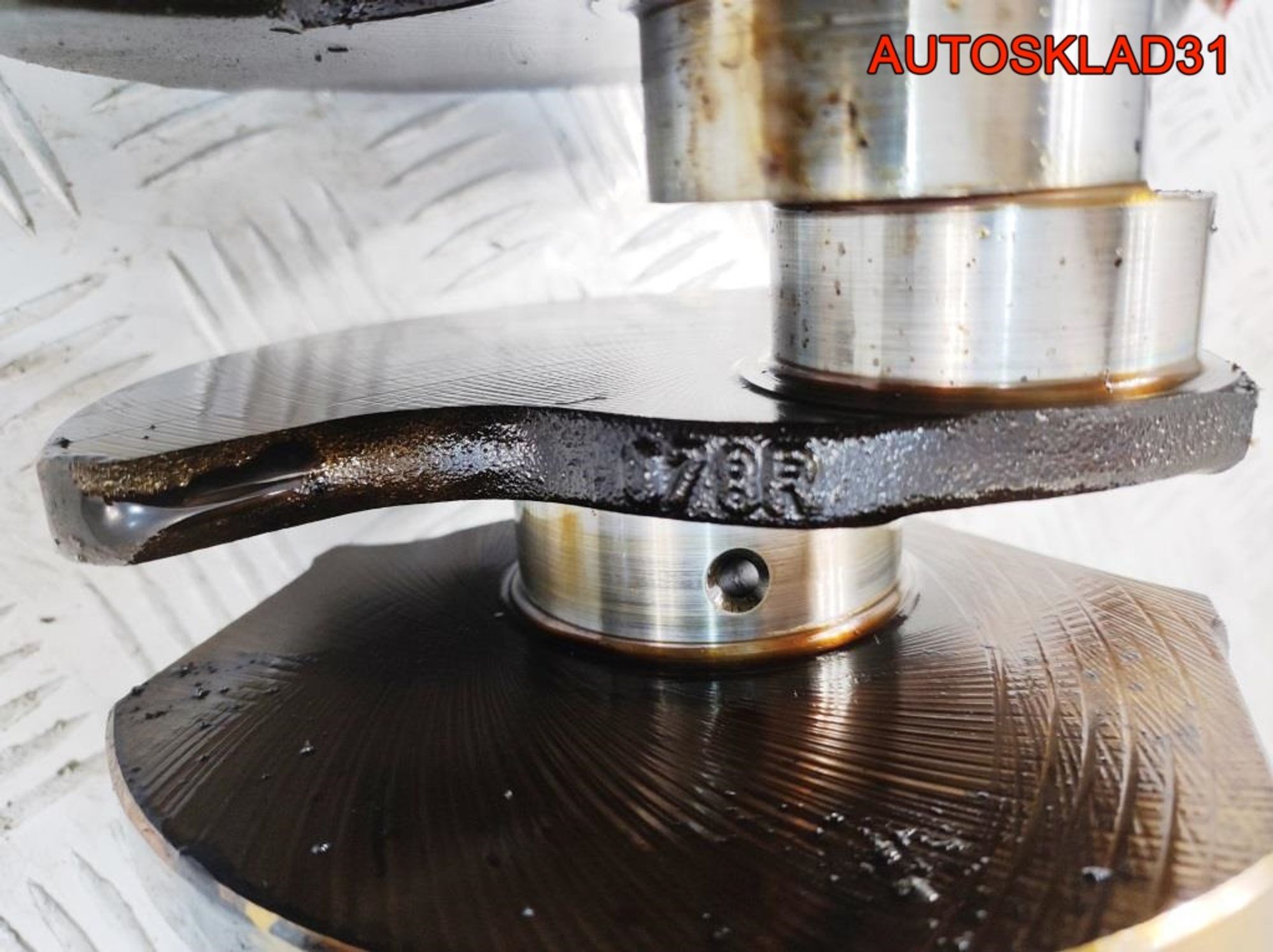 Коленвал Audi A6 C5 2,4 ARJ Бензин 078105019N, 9000 рублей, Дубовое