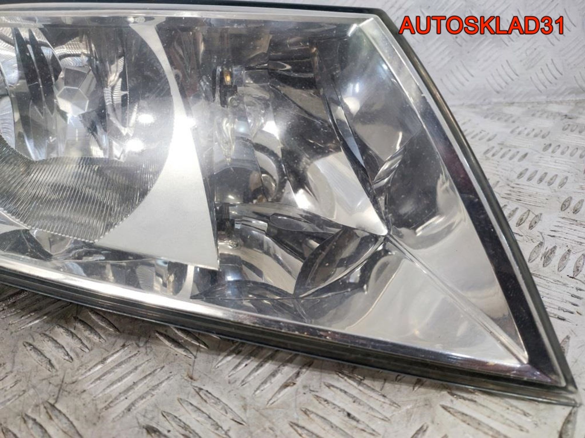 Фара правая Skoda Octavia A5 1Z1941018P, 7300 рублей, Дубовое