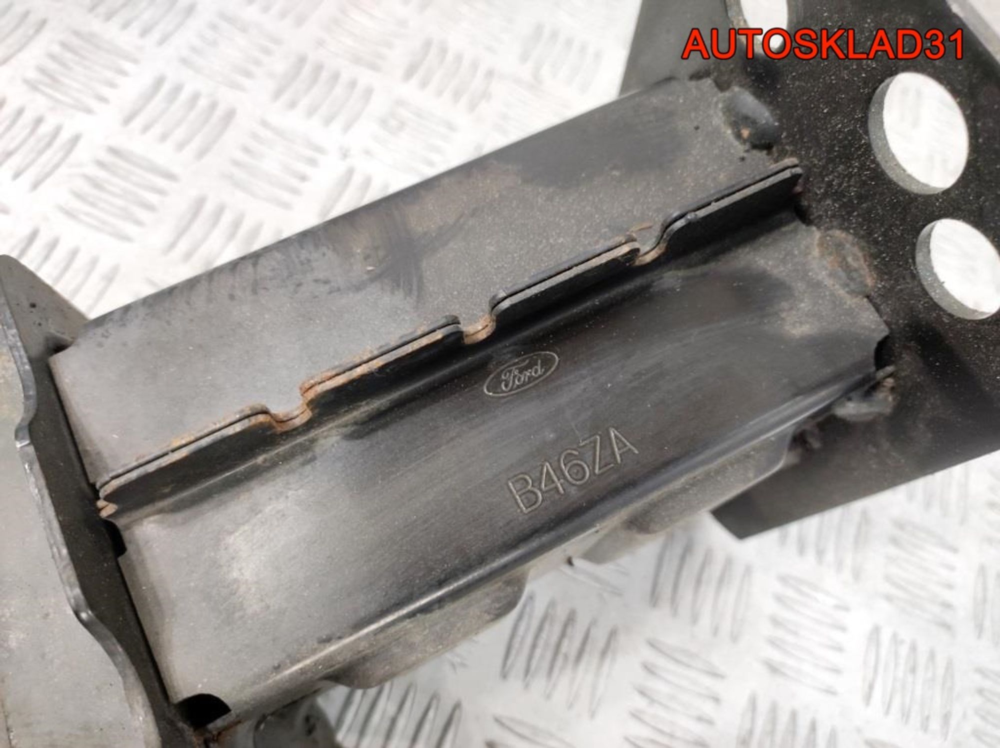 Усилитель переднего бампера Ford Fusion 1460510, 3300 рублей, Дубовое